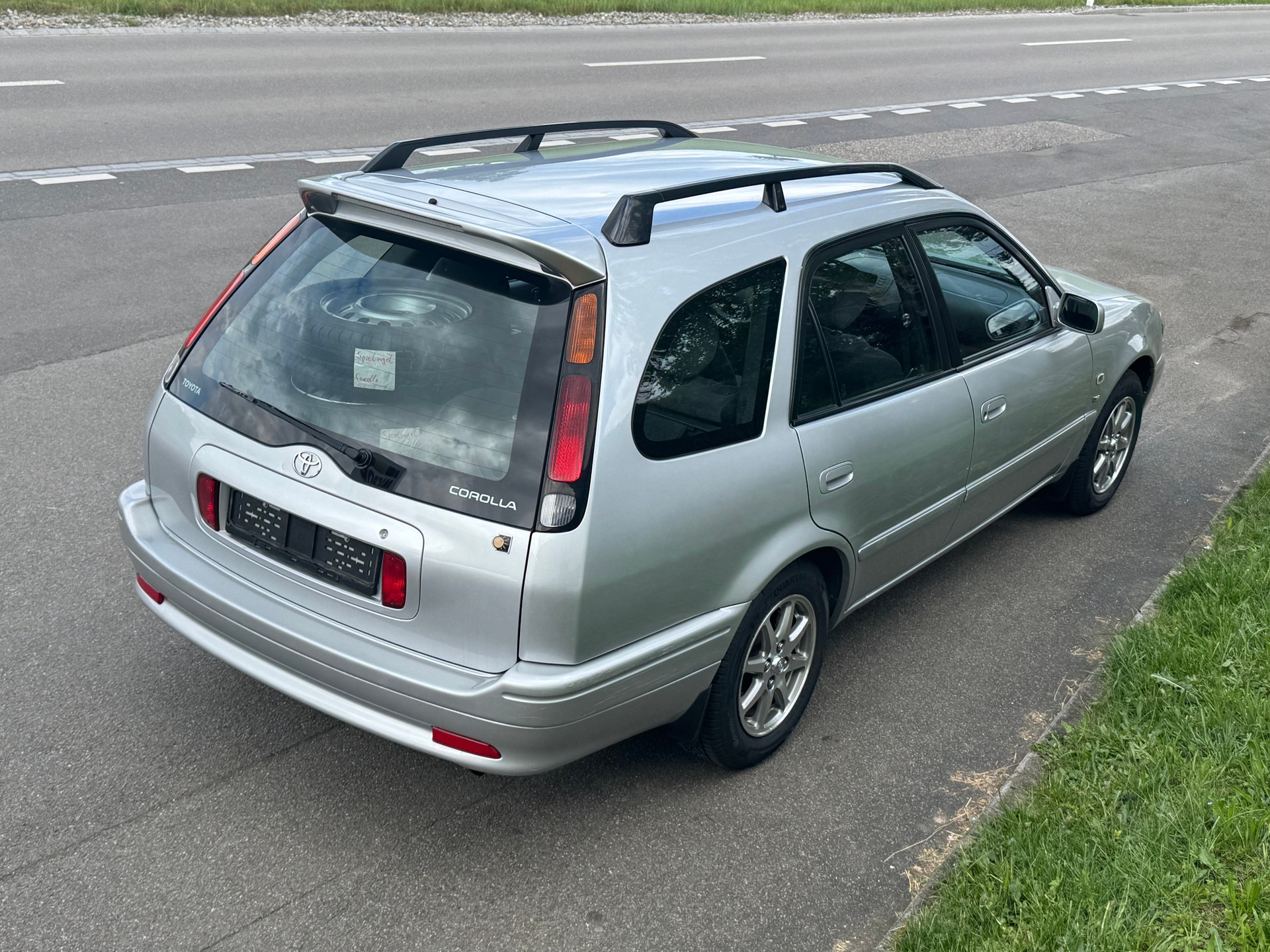 TOYOTA Corolla Sportswagon 1.6 Linea Sol plus-image-4