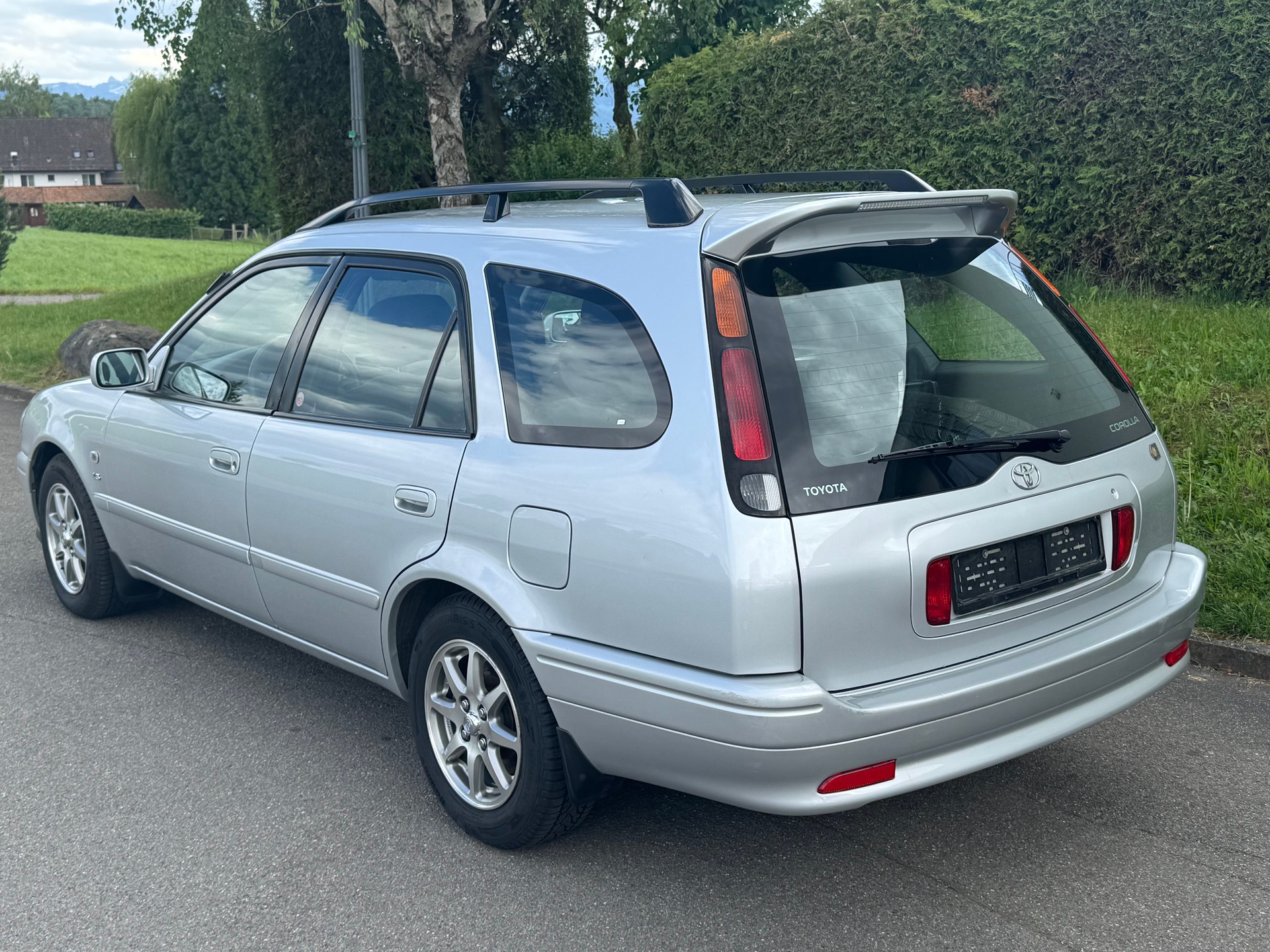 TOYOTA Corolla Sportswagon 1.6 Linea Sol plus-image-3