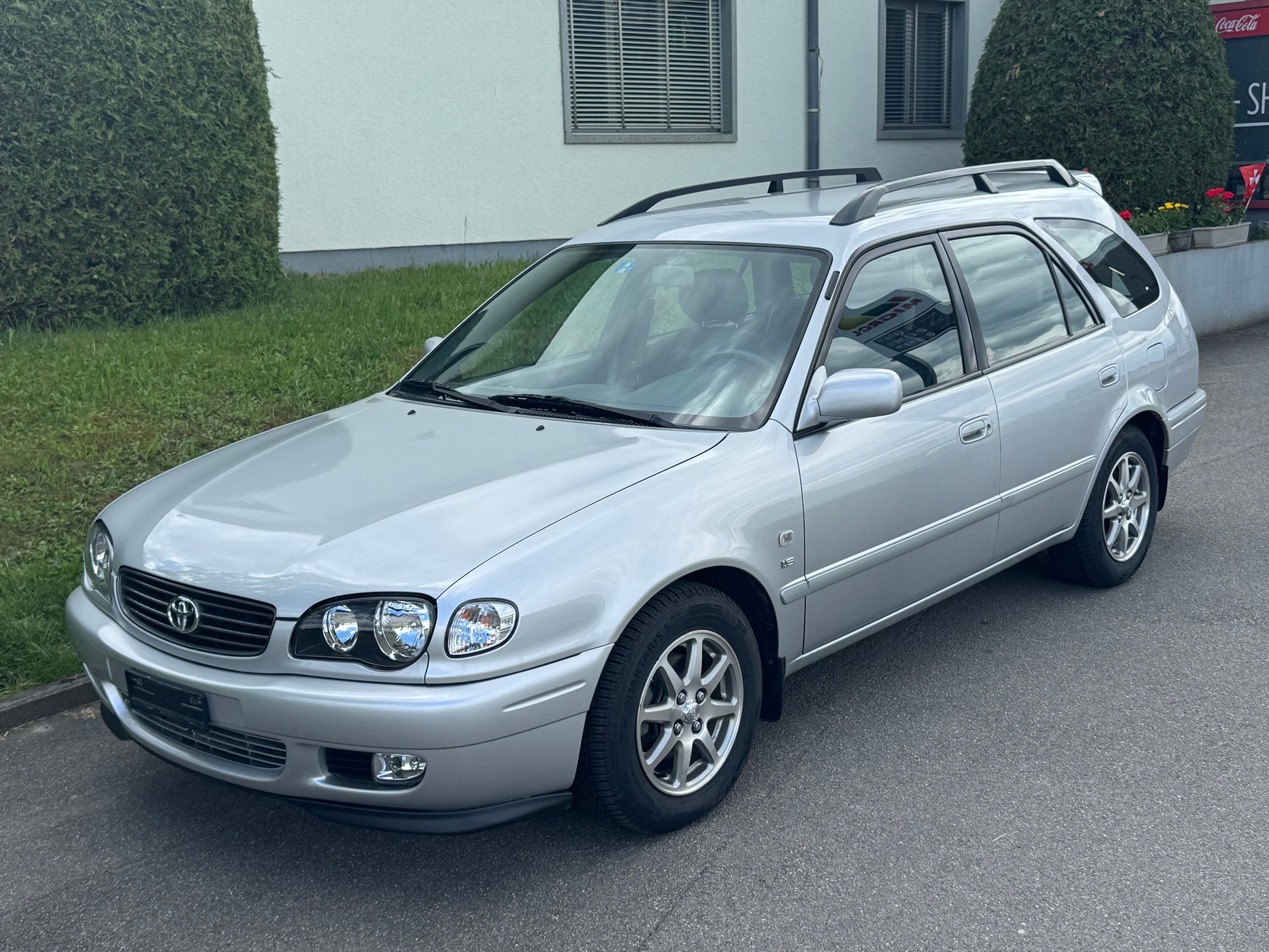TOYOTA Corolla Sportswagon 1.6 Linea Sol plus-image-0