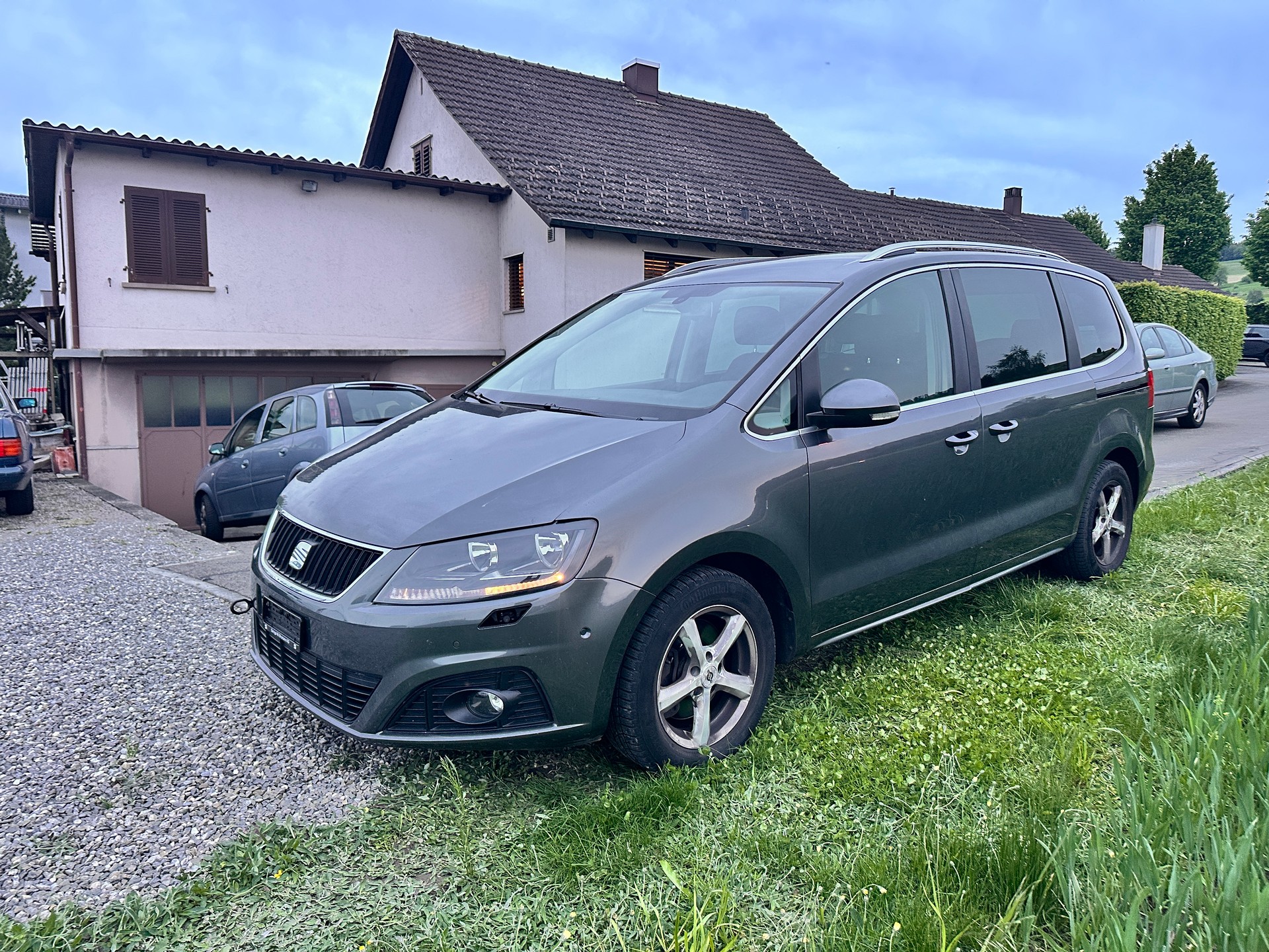SEAT Alhambra 2.0 TDI E_Ecomotive Reference-showroom-element-2