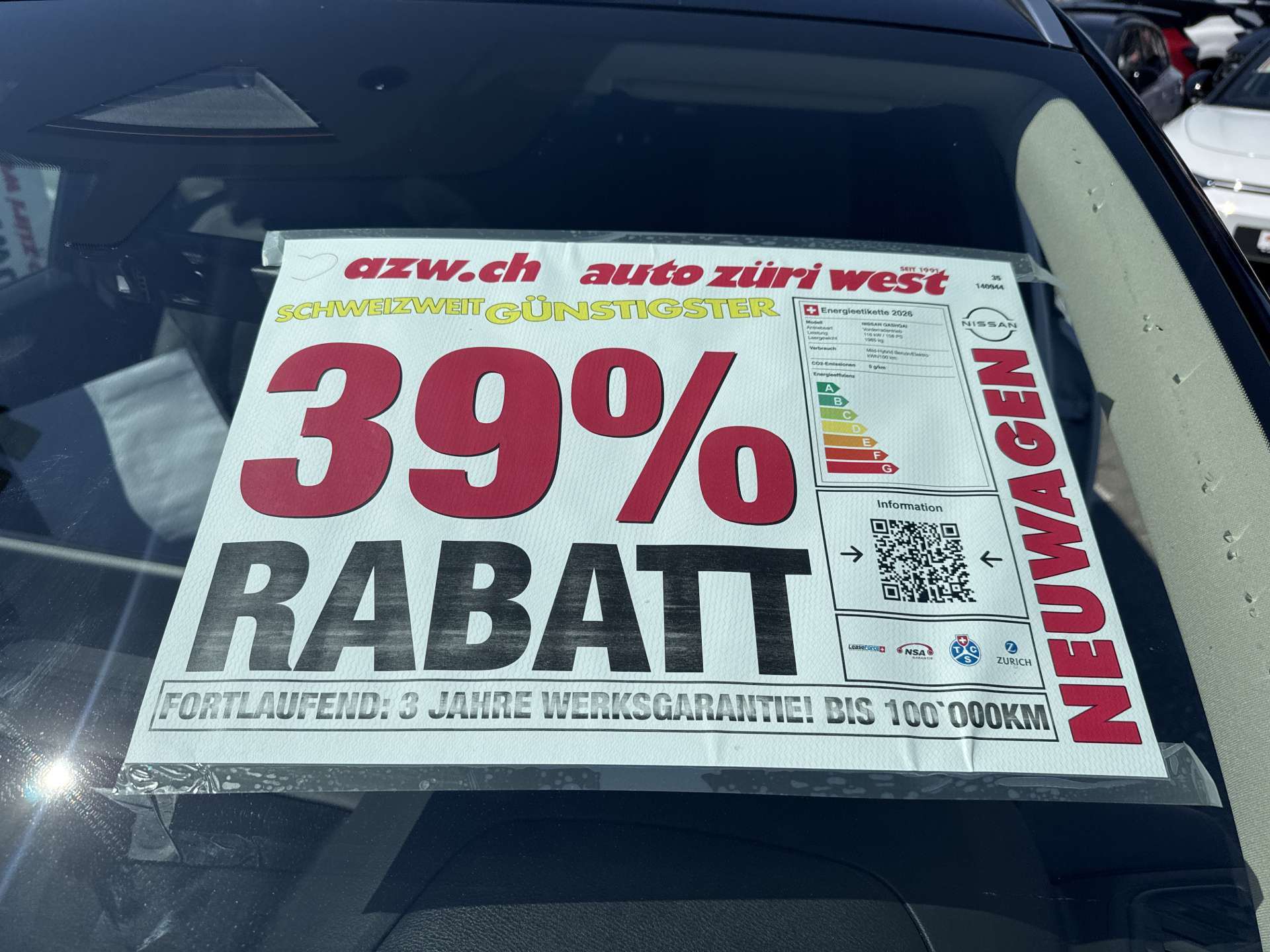 NISSAN Qashqai 1.3 DIG-T MHEV N-Connecta Xtronic-Automat-image-3
