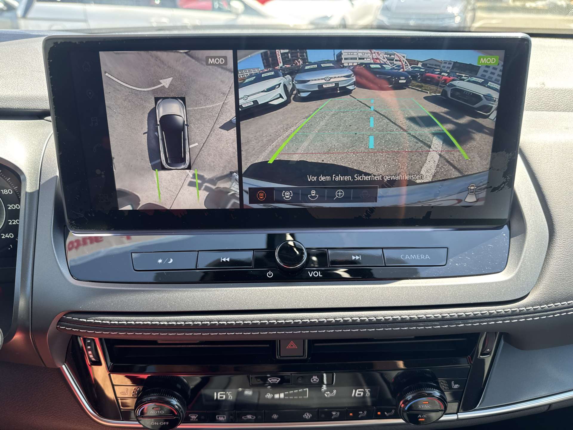 NISSAN Qashqai 1.3 DIG-T MHEV N-Connecta Xtronic-Automat-image-9