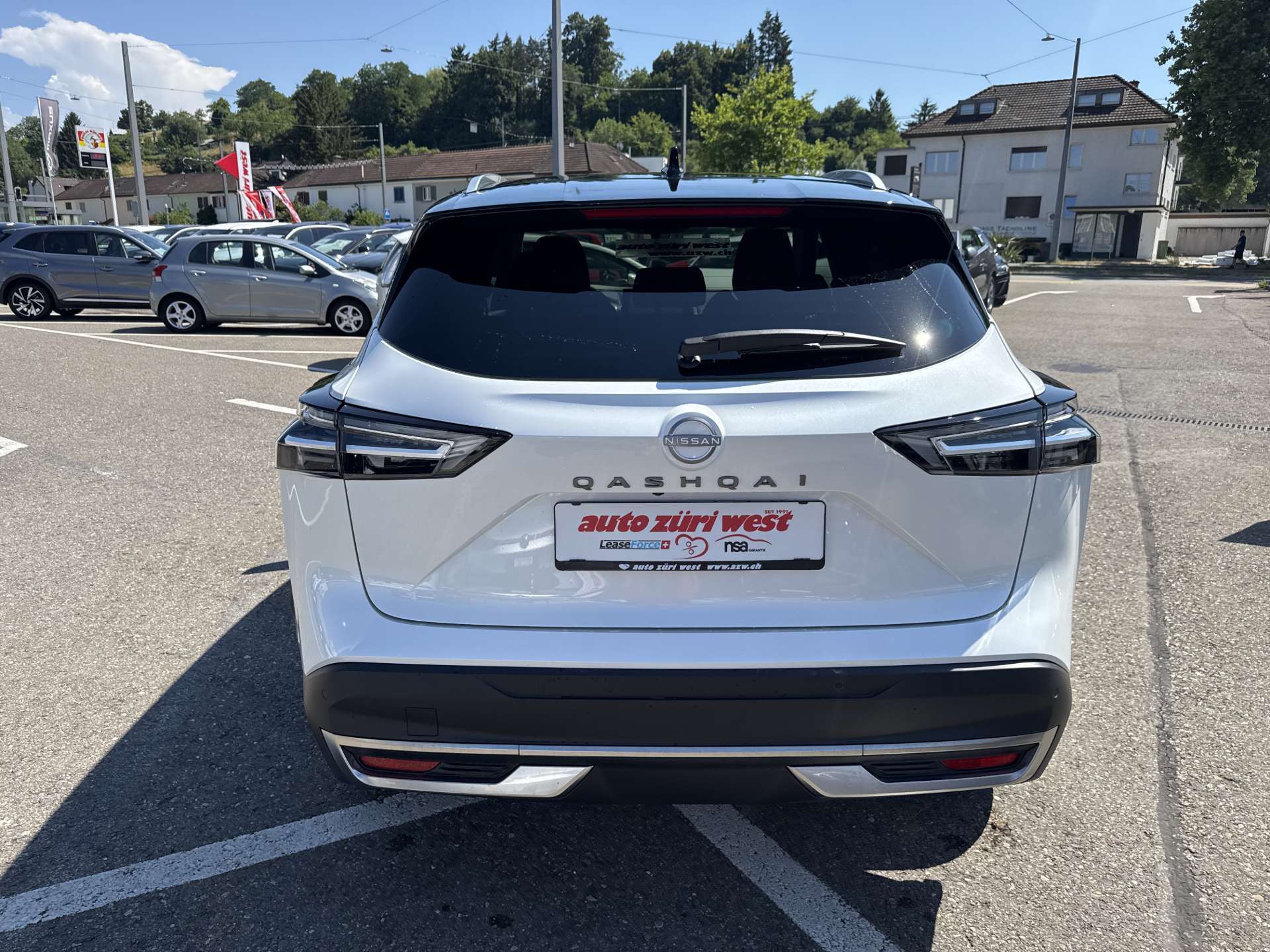 NISSAN Qashqai 1.3 DIG-T MHEV N-Connecta Xtronic-Automat-image-14