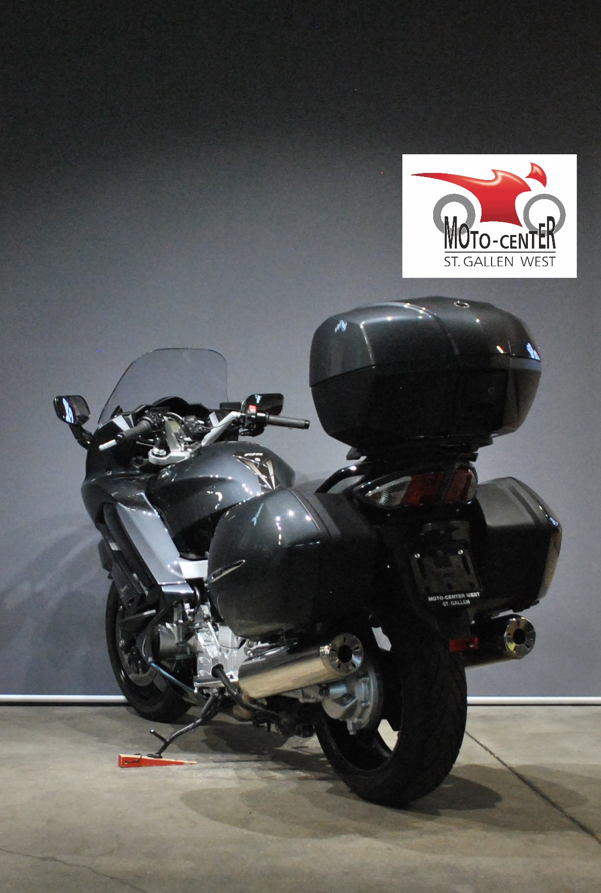 YAMAHA FJR 1300 AE ABS-showroom-element-3