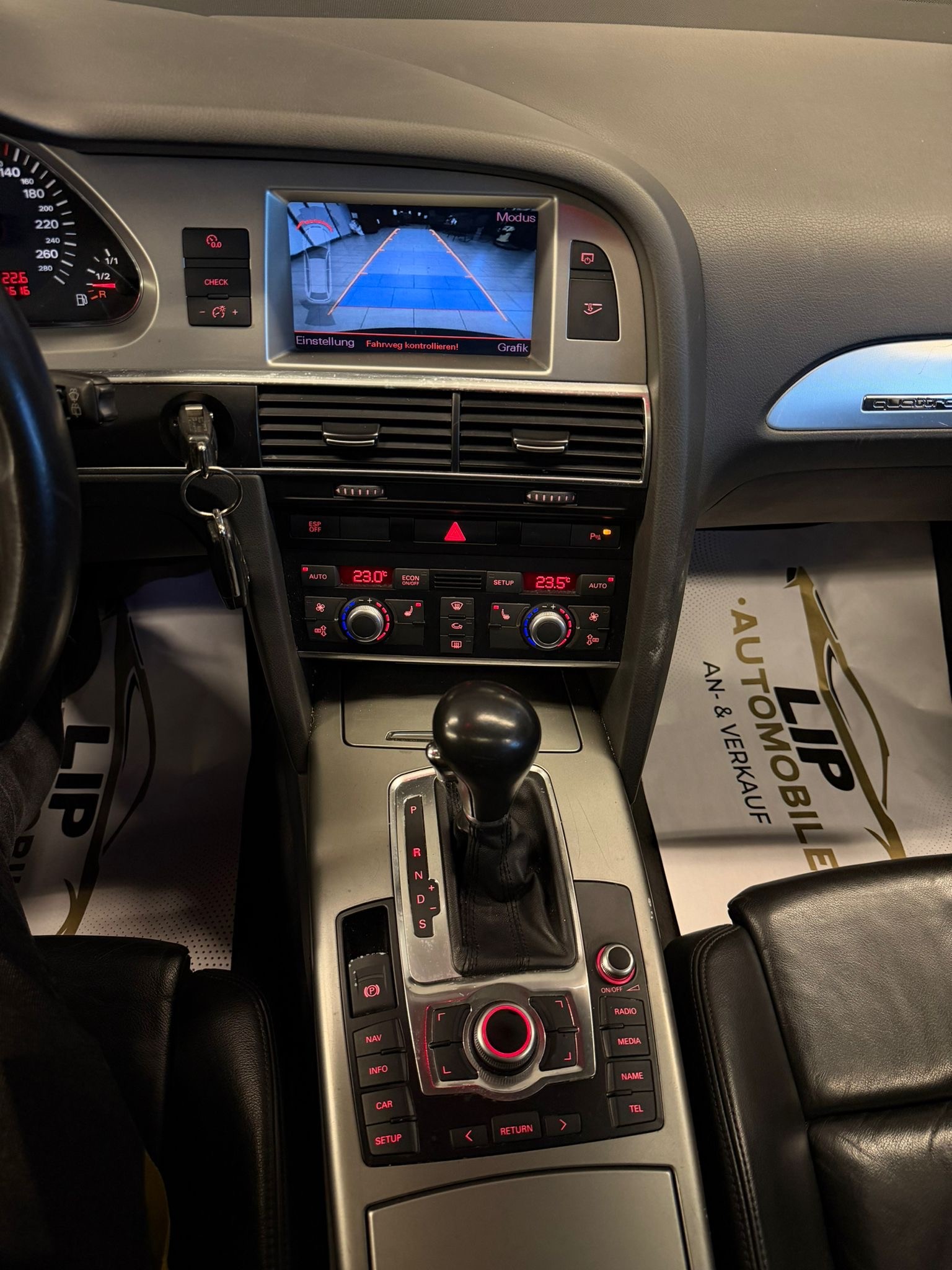 AUDI A6 Avant 2.7 V6 TDI quattro tiptronic-image-11