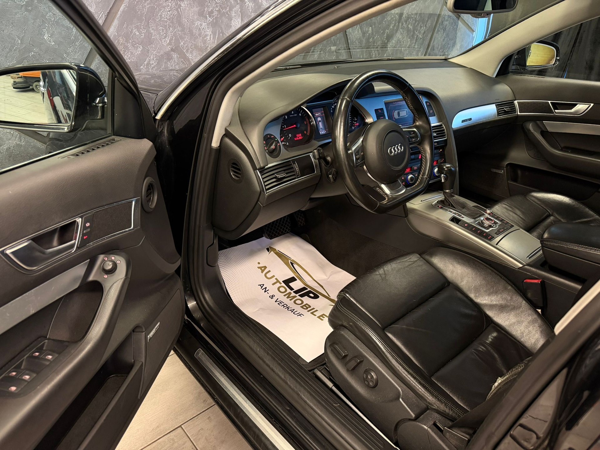 AUDI A6 Avant 2.7 V6 TDI quattro tiptronic-image-10