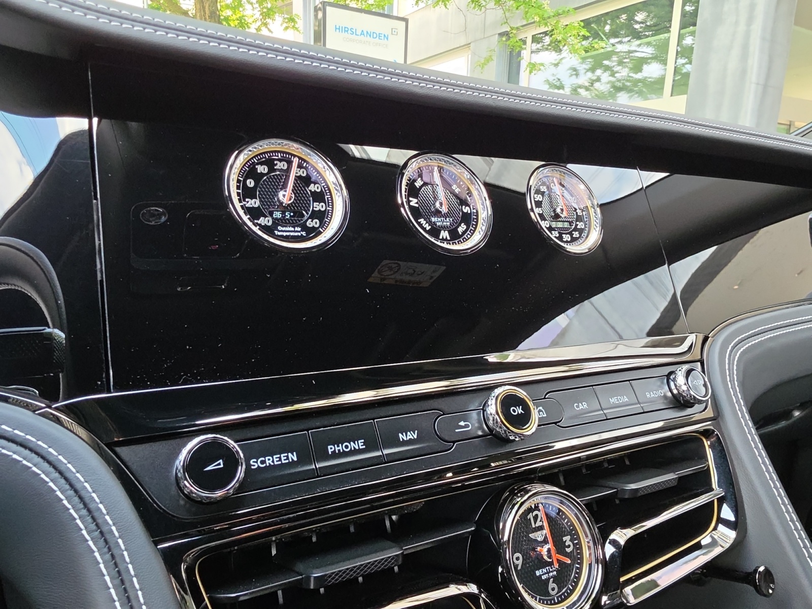 BENTLEY Flying Spur V8 Speed 782 PS/ 1.9% Leasing möglich-image-12