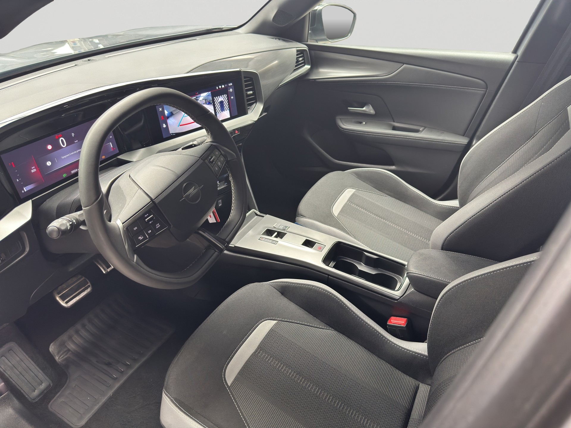 OPEL Mokka 1.2 Direct Injection Turbo GS Bi-Color Aut.-image-6