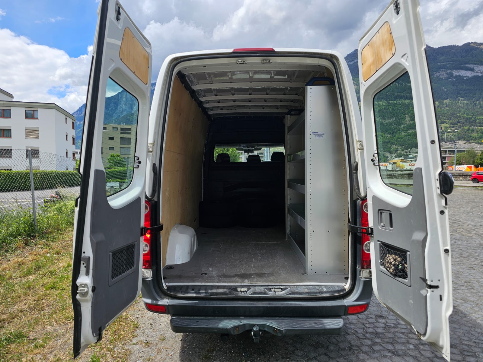 VW Crafter 35 2.0 TDI CR-image-5