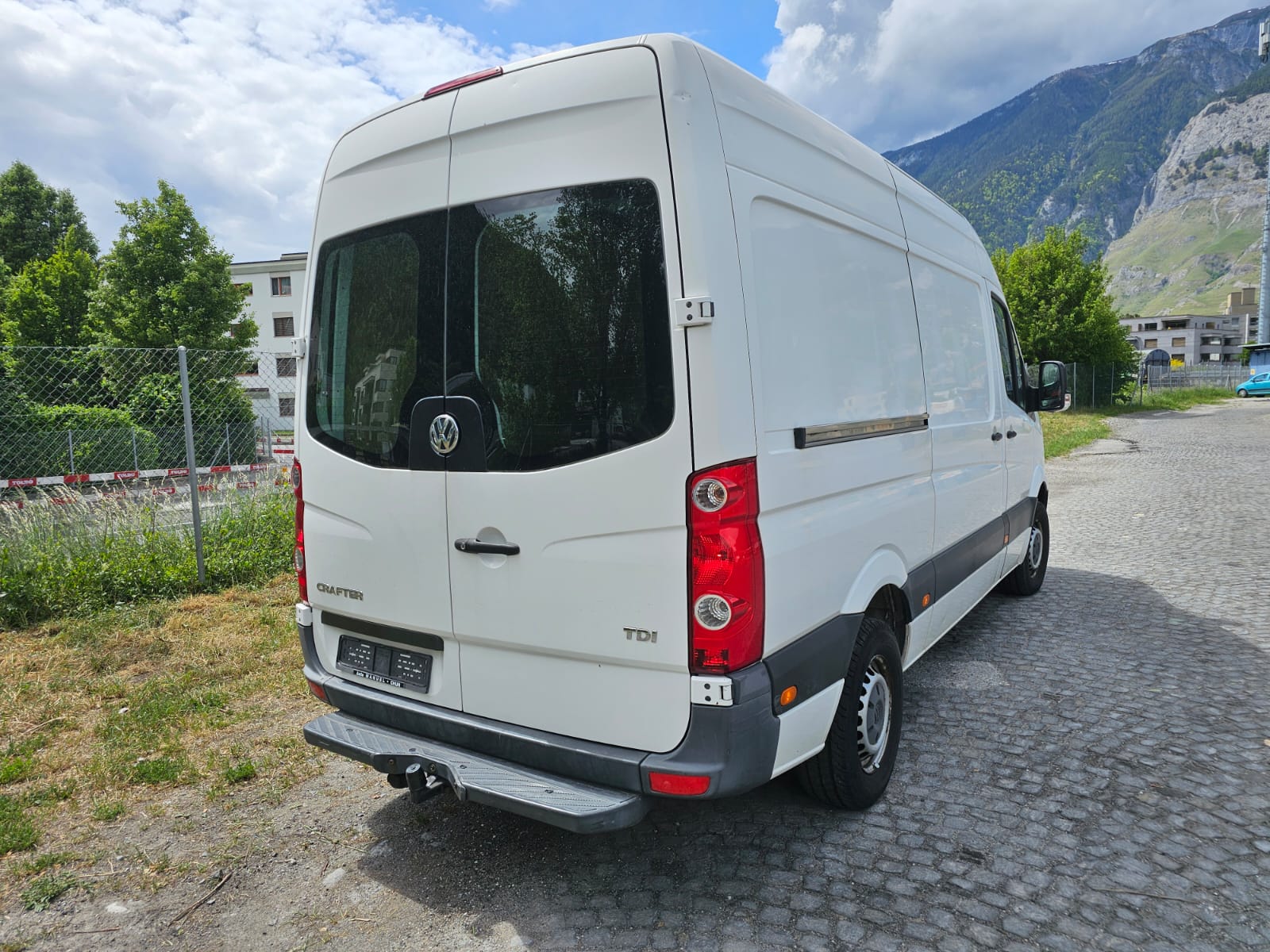 VW Crafter 35 2.0 TDI CR-image-4