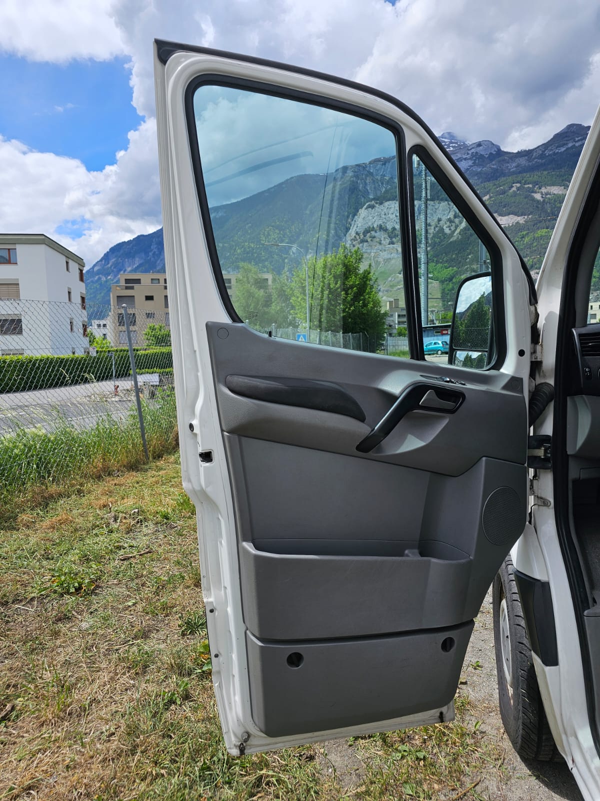 VW Crafter 35 2.0 TDI CR-image-7