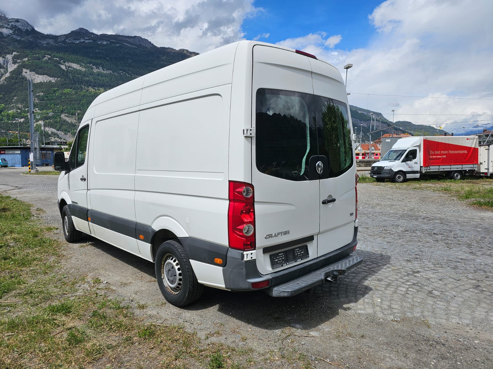 VW Crafter 35 2.0 TDI CR-image-2