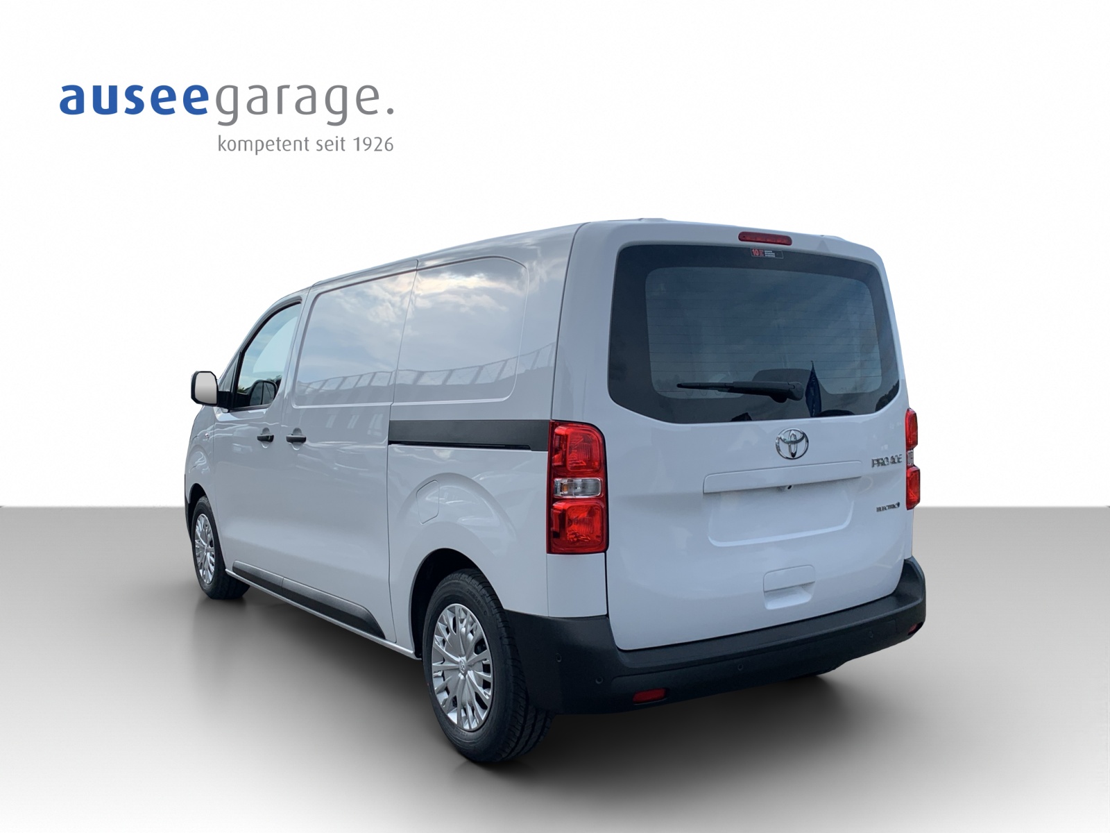 TOYOTA PROACE Van L1 75KWh Advanced-image-2
