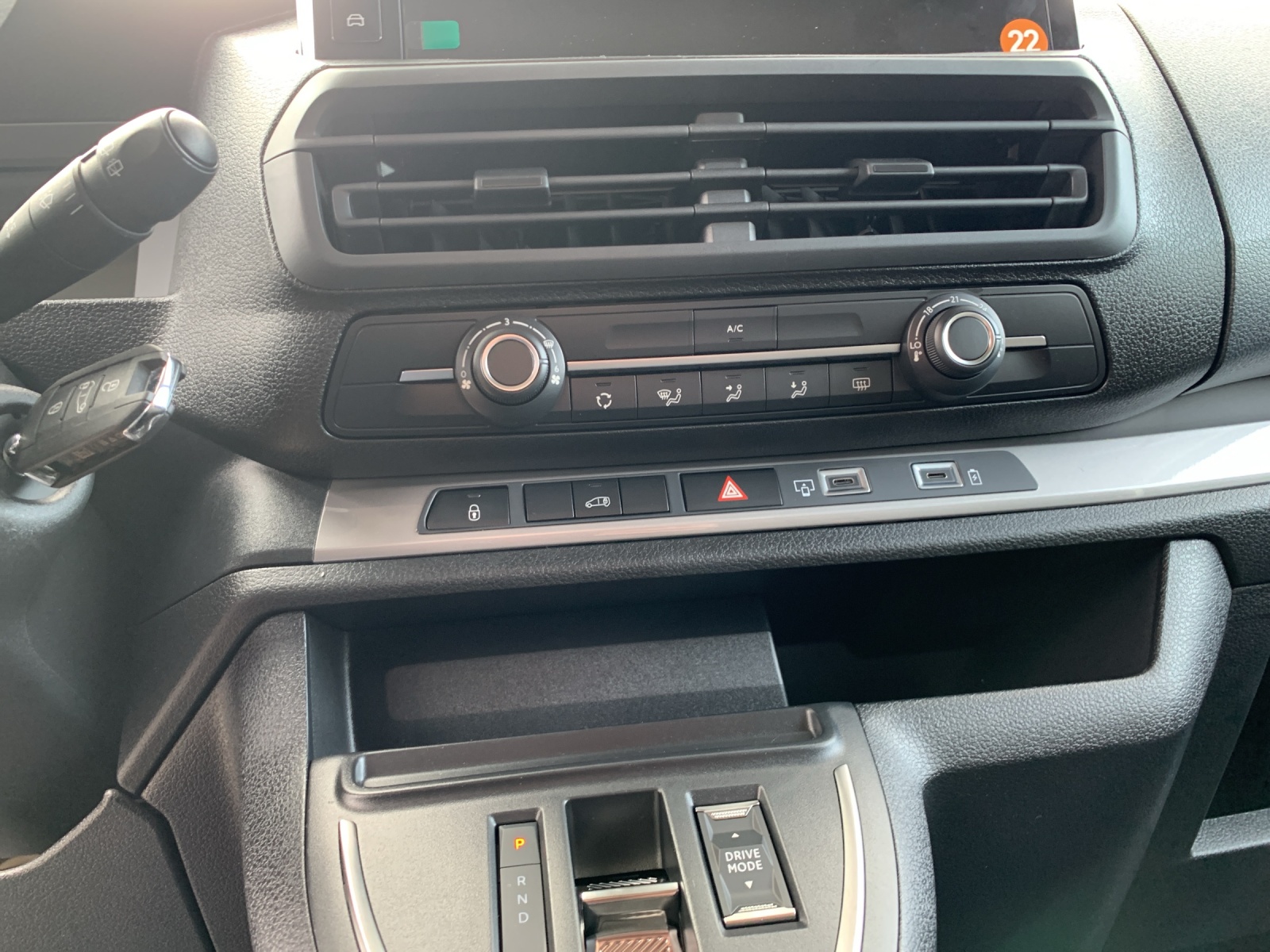 TOYOTA PROACE Van L1 75KWh Advanced-image-6