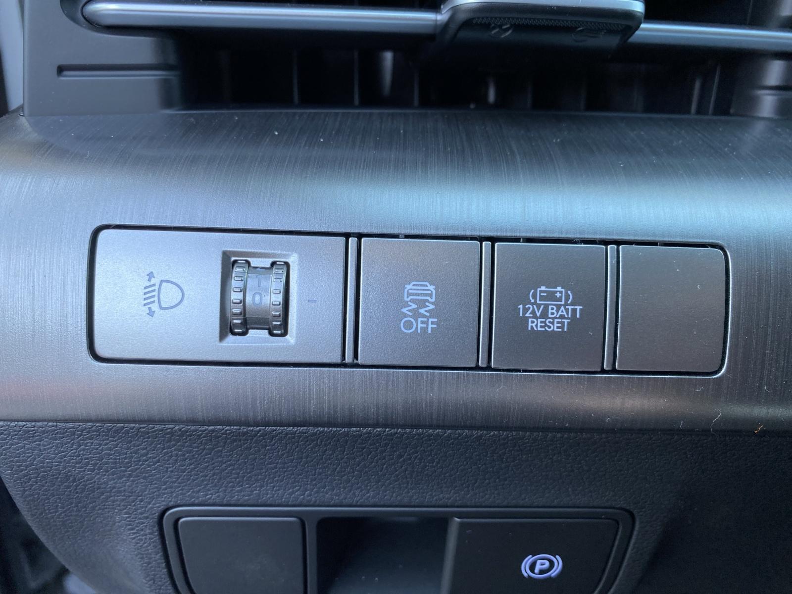 HYUNDAI Kona 1.6 GDi Hybrid Amplia-image-14