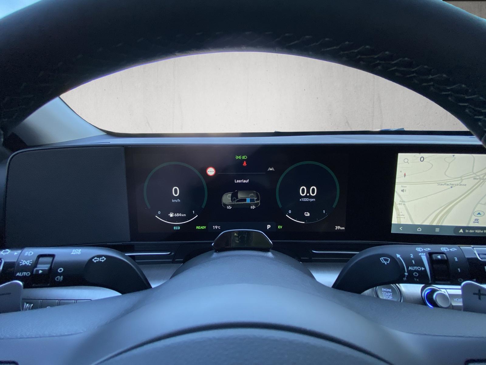 HYUNDAI Kona 1.6 GDi Hybrid Amplia-image-13