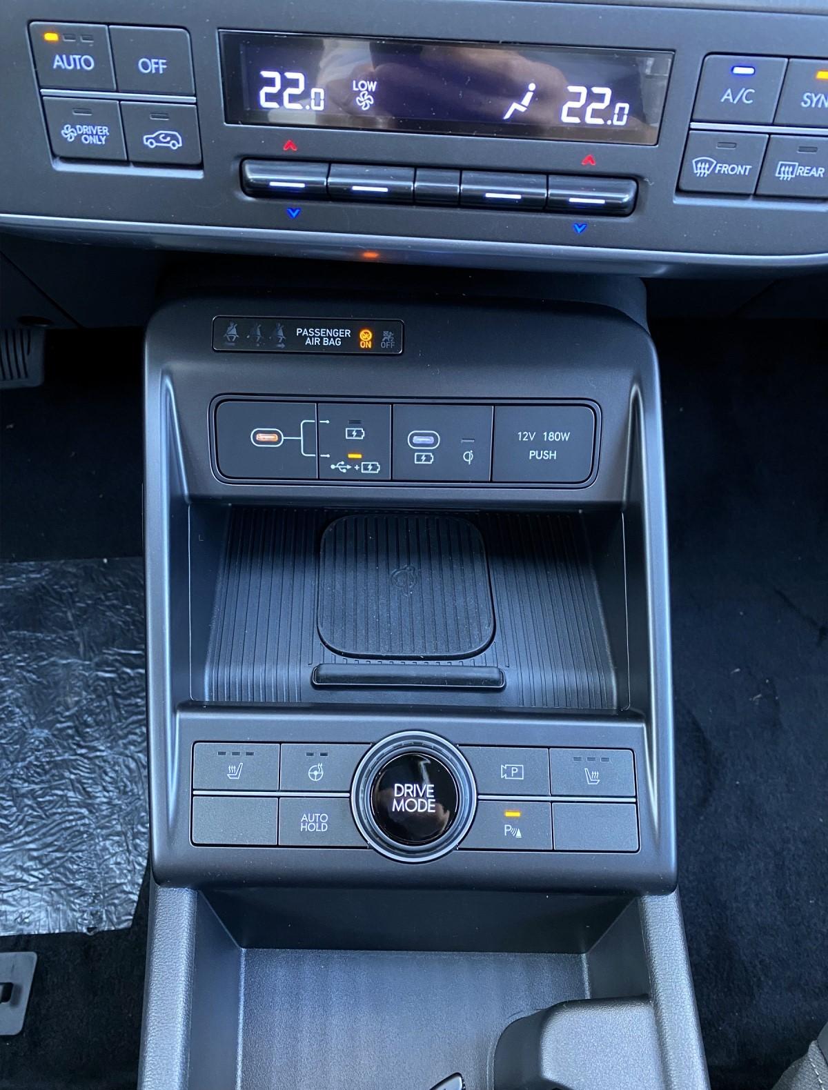 HYUNDAI Kona 1.6 GDi Hybrid Amplia-image-9