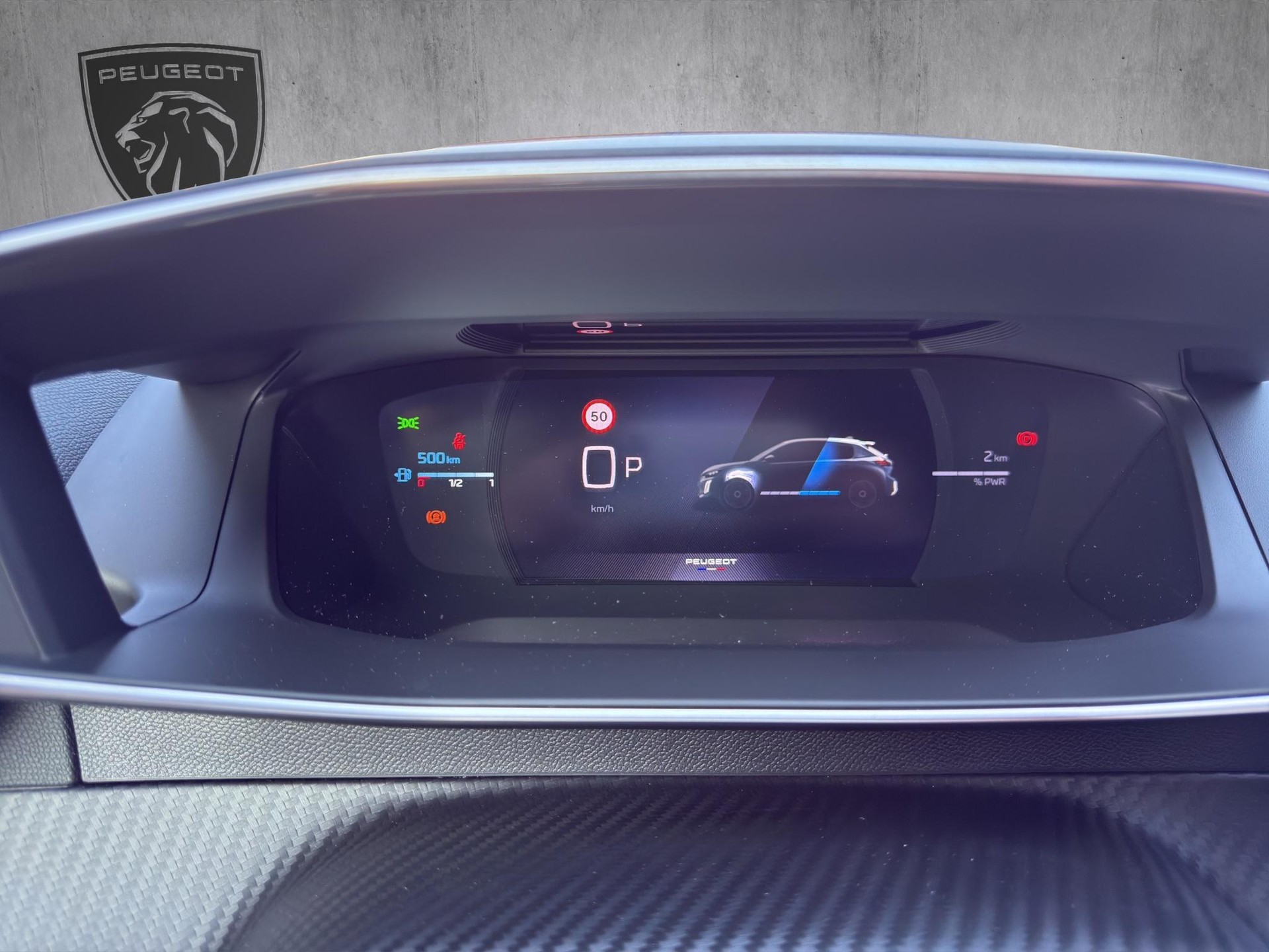 PEUGEOT 208 1.2 Hybrid 145 GT-image-12