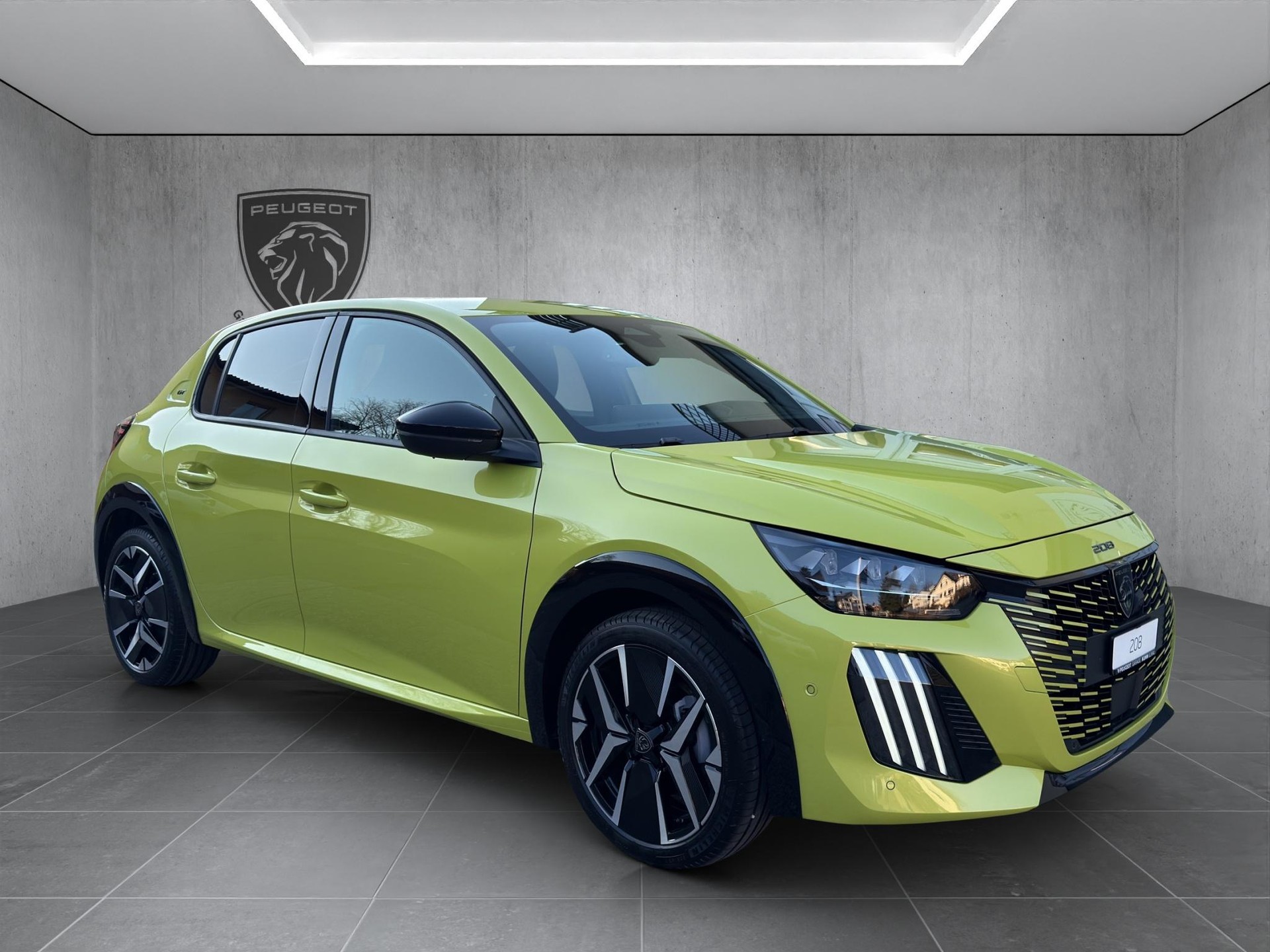 PEUGEOT 208 1.2 Hybrid 145 GT-showroom-element-2