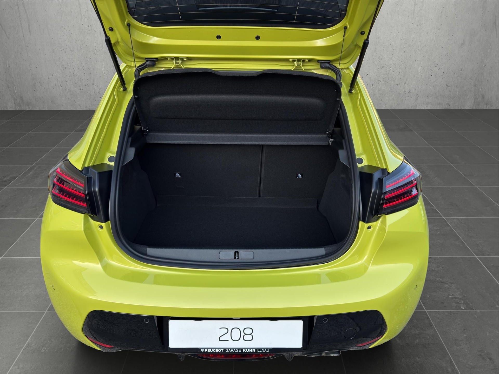 PEUGEOT 208 1.2 Hybrid 145 GT-image-18