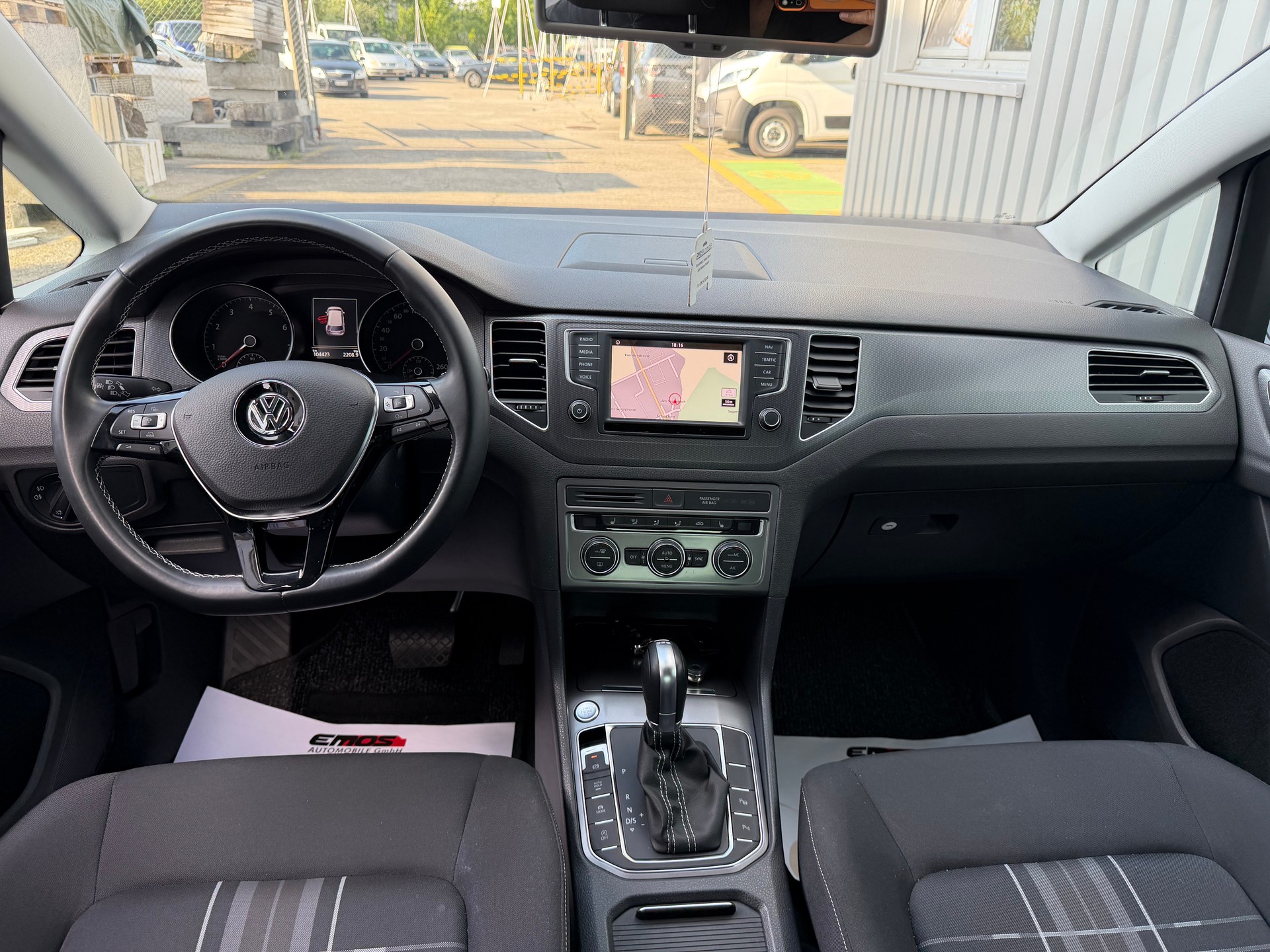 VW Golf Sportsvan 1.4 TSI Lounge DSG-image-7
