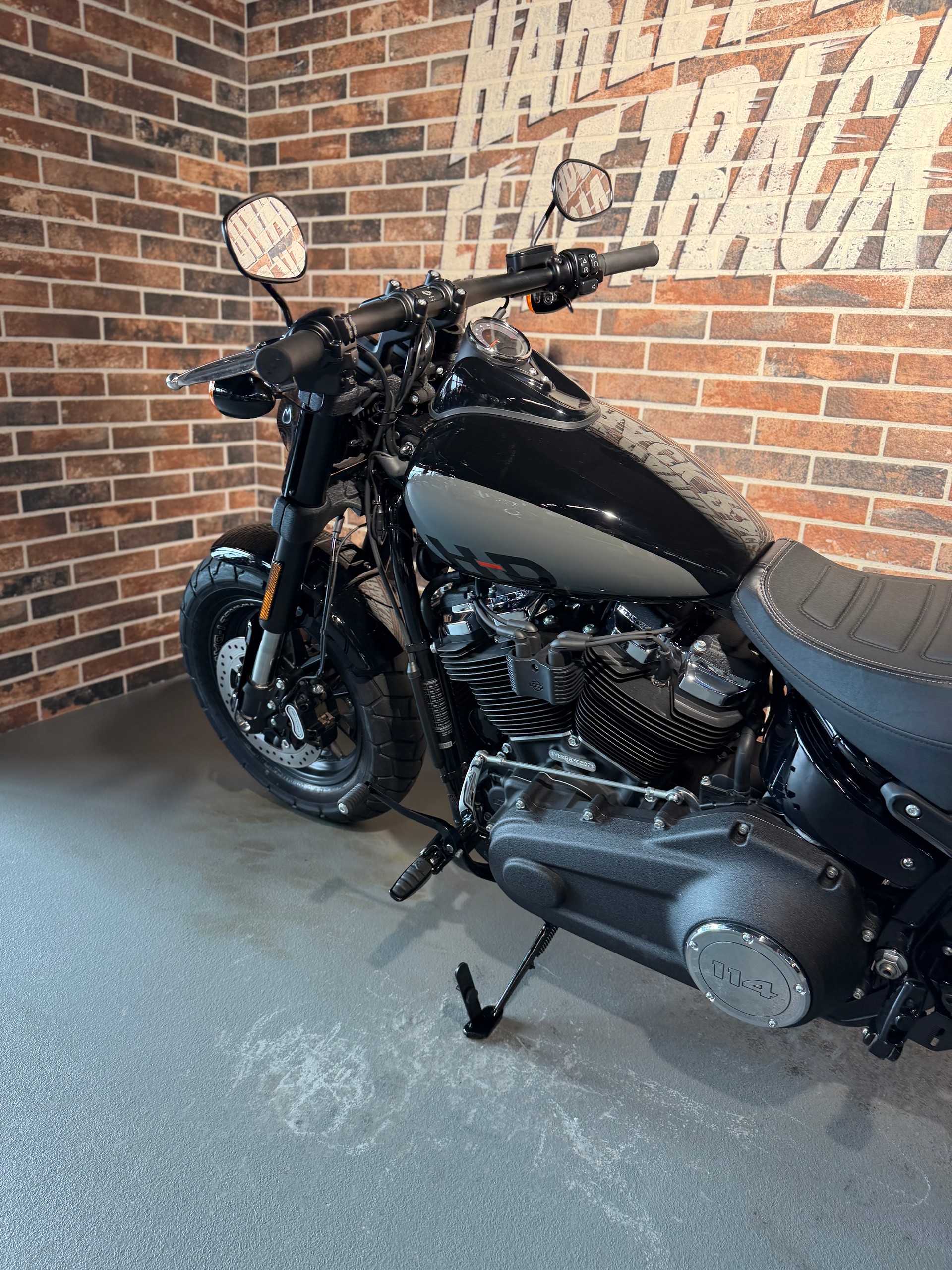 HARLEY-DAVIDSON FXFBS Fat Bob 114-showroom-element-3