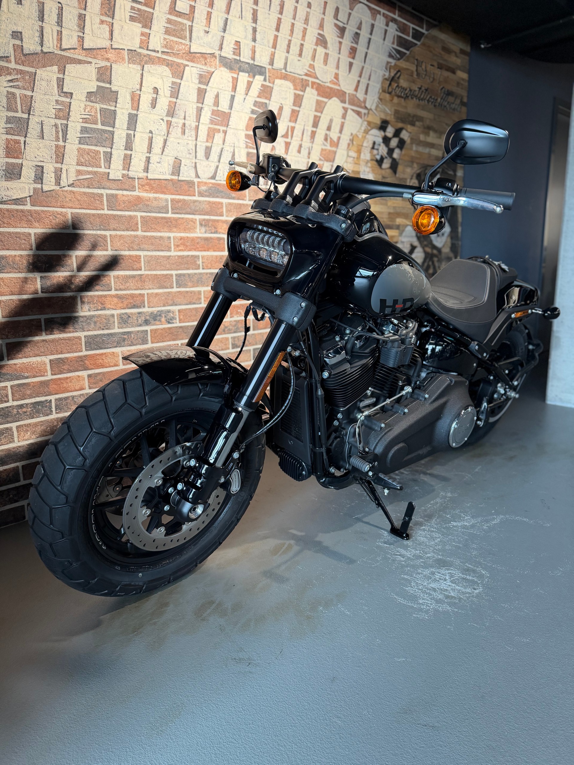HARLEY-DAVIDSON FXFBS Fat Bob 114-showroom-element-1