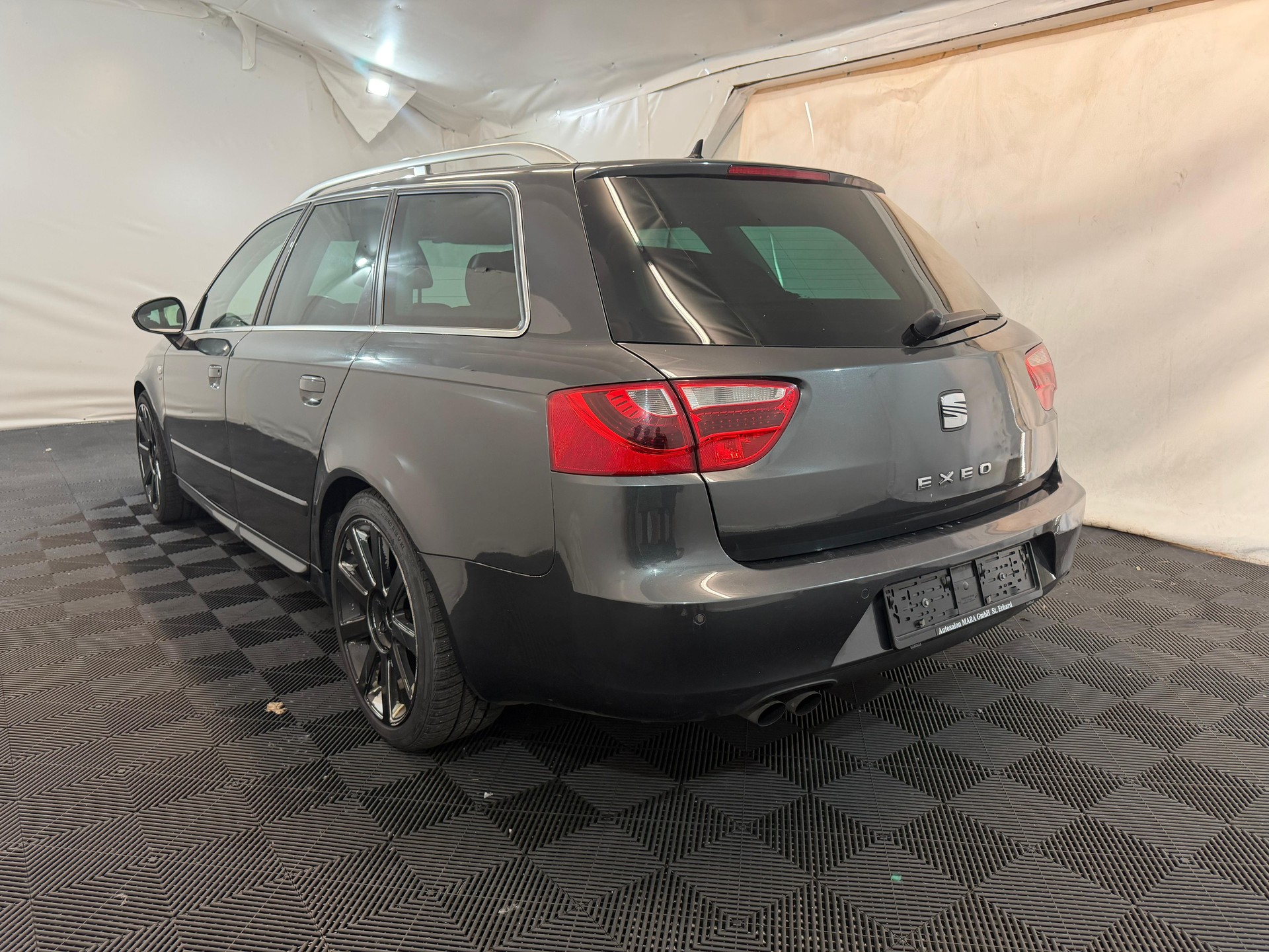 SEAT Exeo ST 2.0 TDI 143 Sport MTr-showroom-element-3