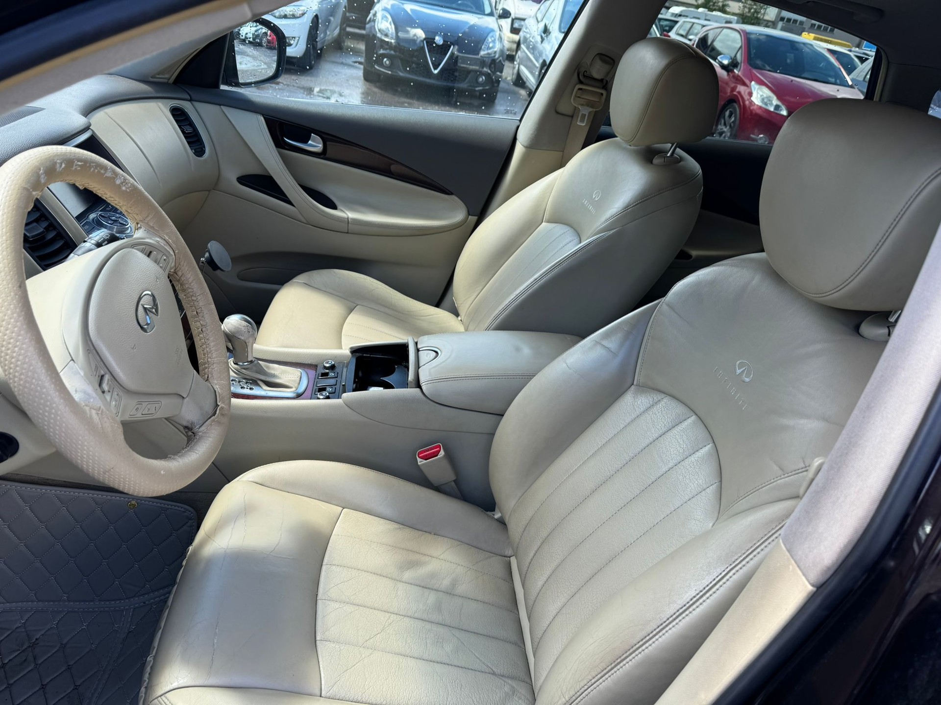 INFINITI EX30d GT Premium AWD Automatic-image-11