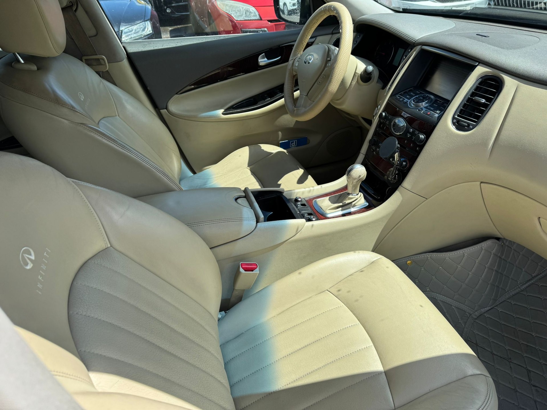 INFINITI EX30d GT Premium AWD Automatic-image-6