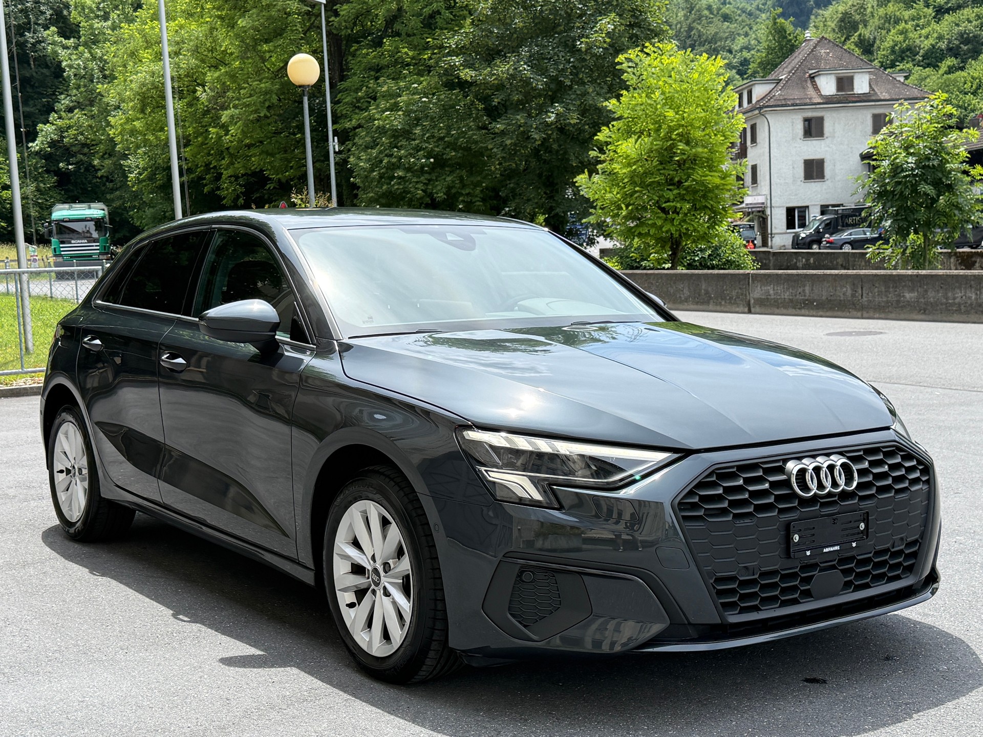 AUDI A3 Sportback 35 TDI S-tronic-image-11