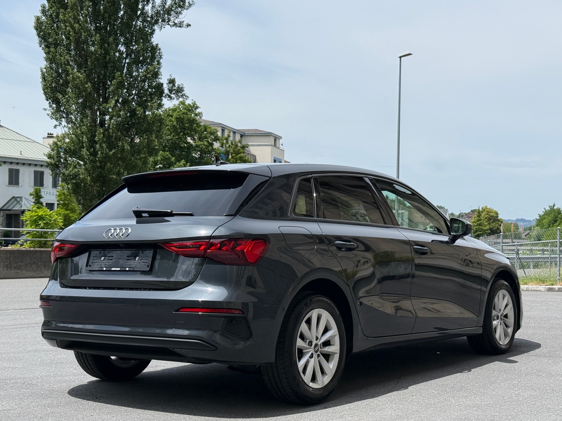 AUDI A3 Sportback 35 TDI S-tronic-image-10