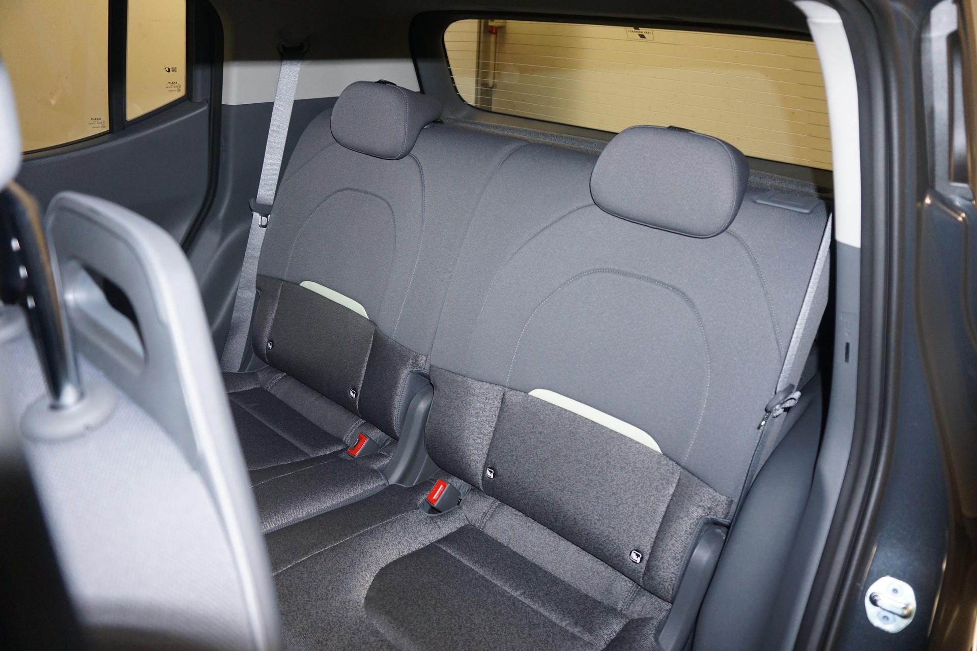 KIA EV2 42.2 kWh Air 4P-image-6