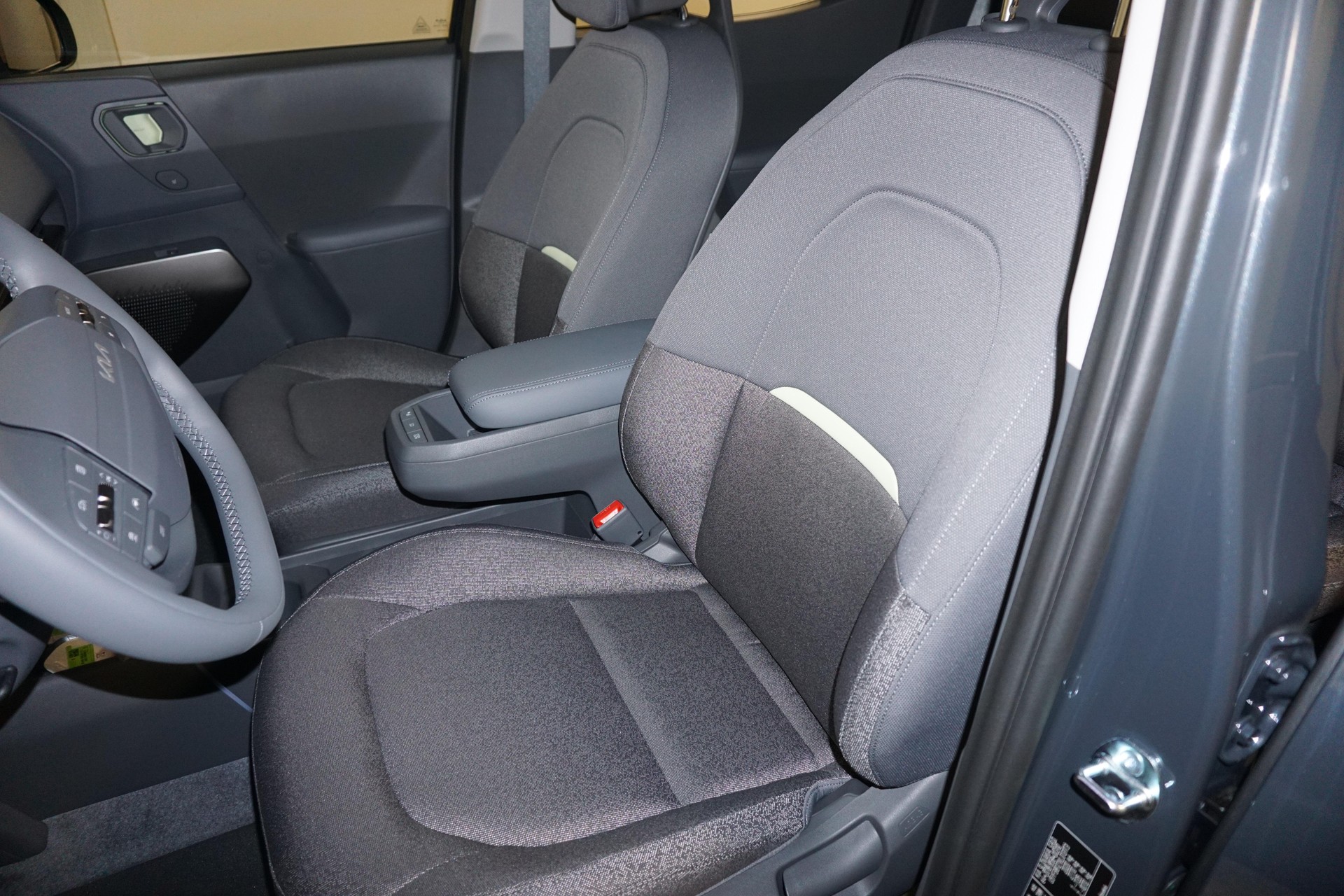 KIA EV2 42.2 kWh Air 4P-image-7