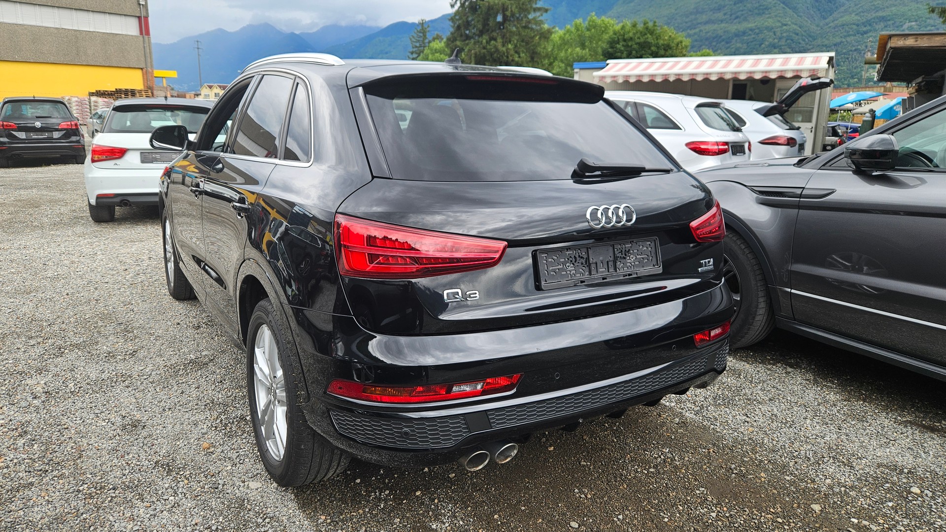 AUDI Q3 2.0 TDI sport quattro S-tronic-image-4