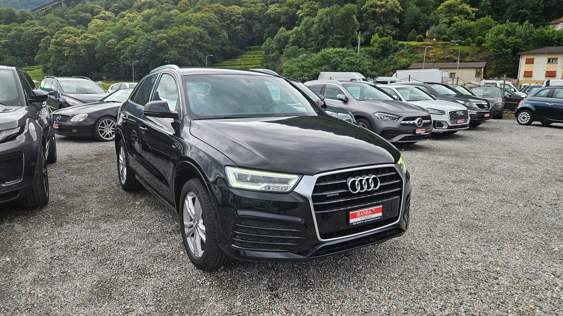 AUDI Q3 2.0 TDI sport quattro S-tronic-image-1