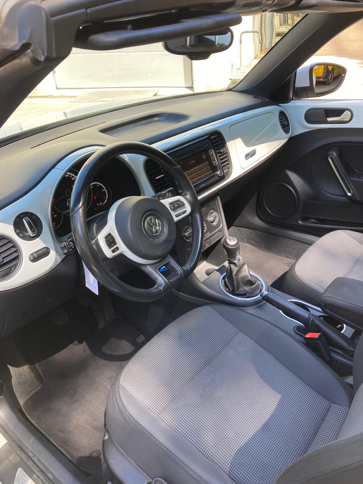 VW Beetle Cabrio 1.2 TSI Design-image-17