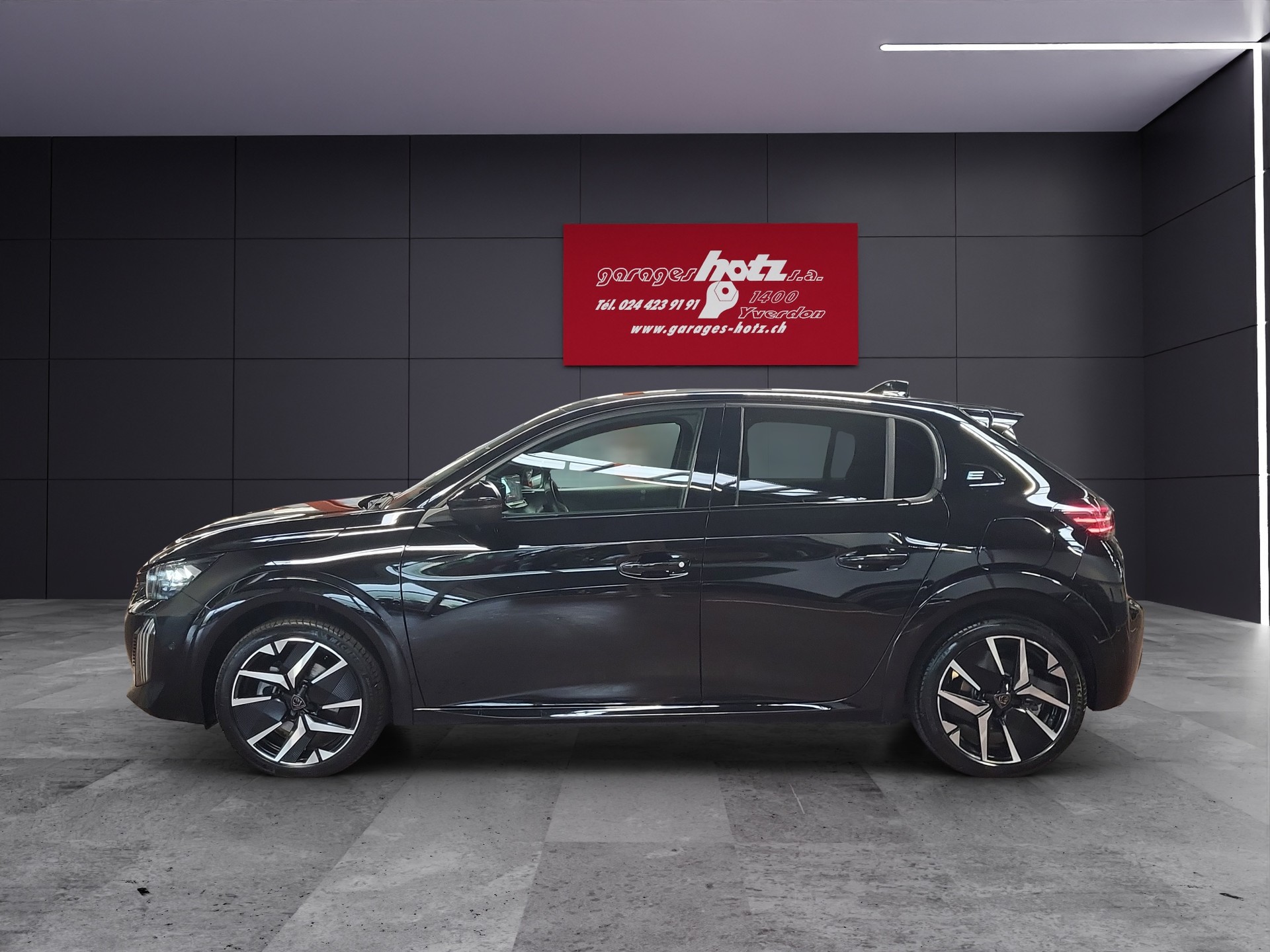 PEUGEOT 208 e-GT-image-1