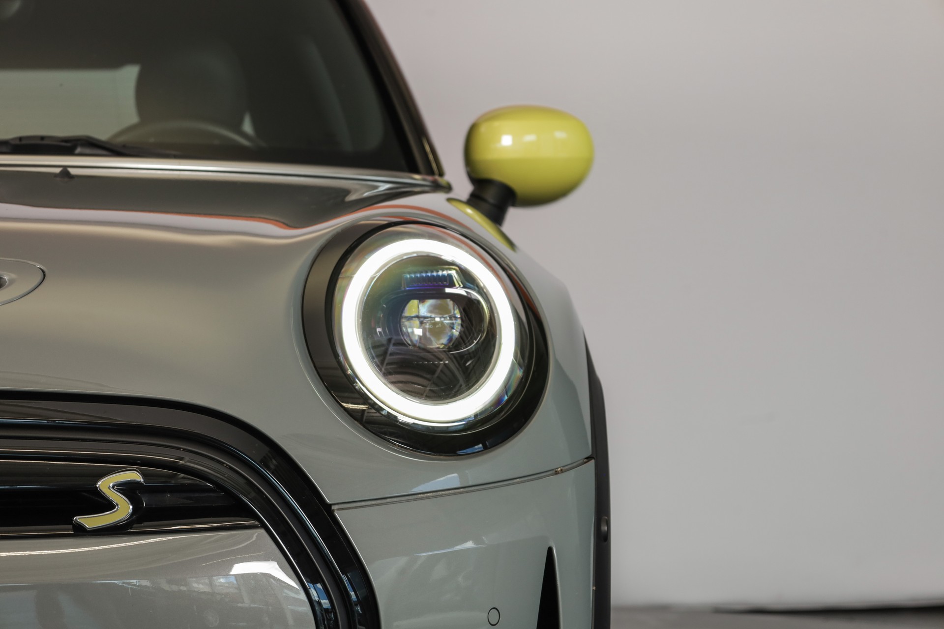 MINI Cooper SE-image-5