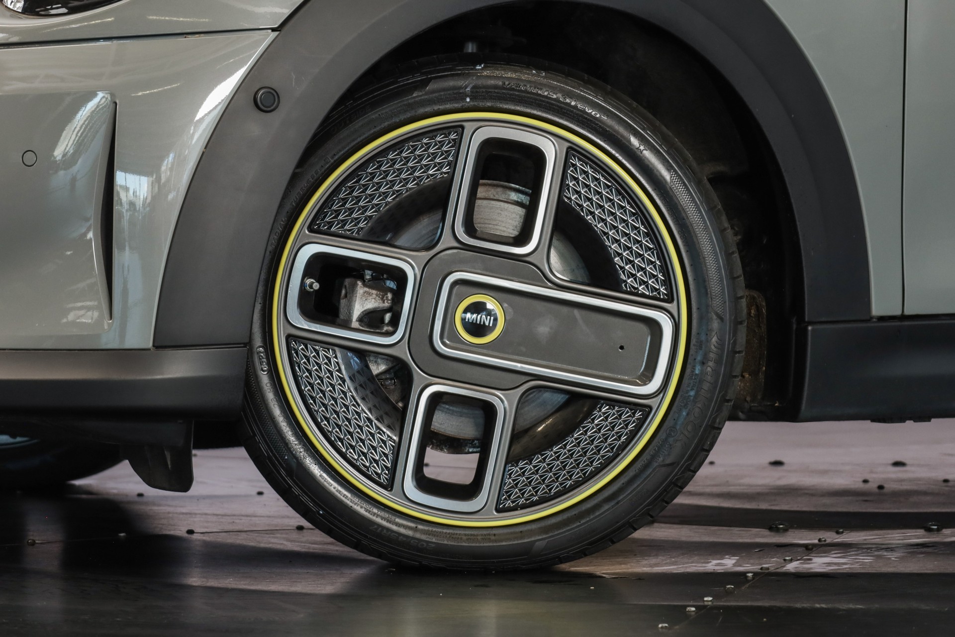 MINI Cooper SE-image-8