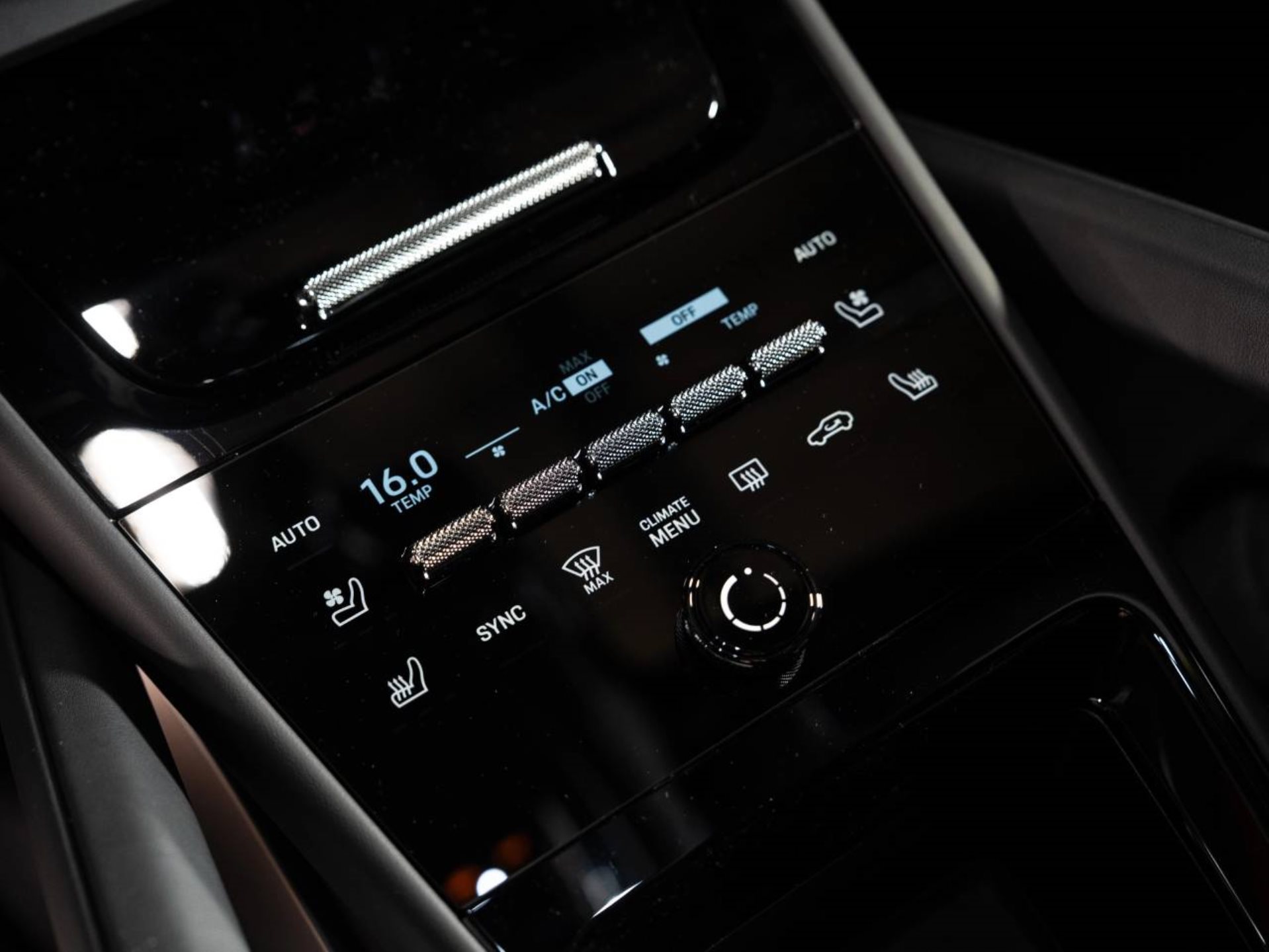 PORSCHE Cayenne Coupé Black Edition-image-12