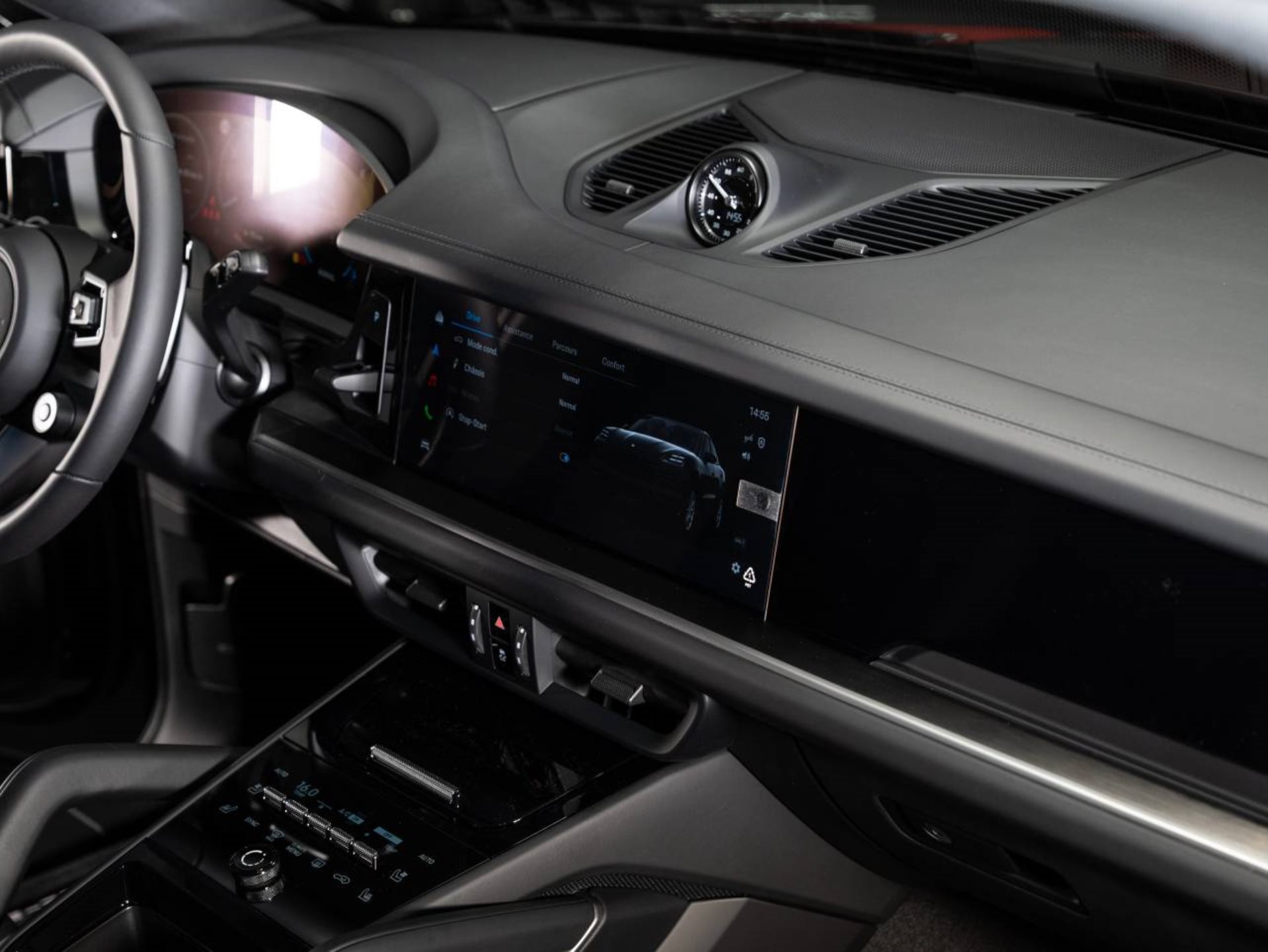 PORSCHE Cayenne Coupé Black Edition-image-13