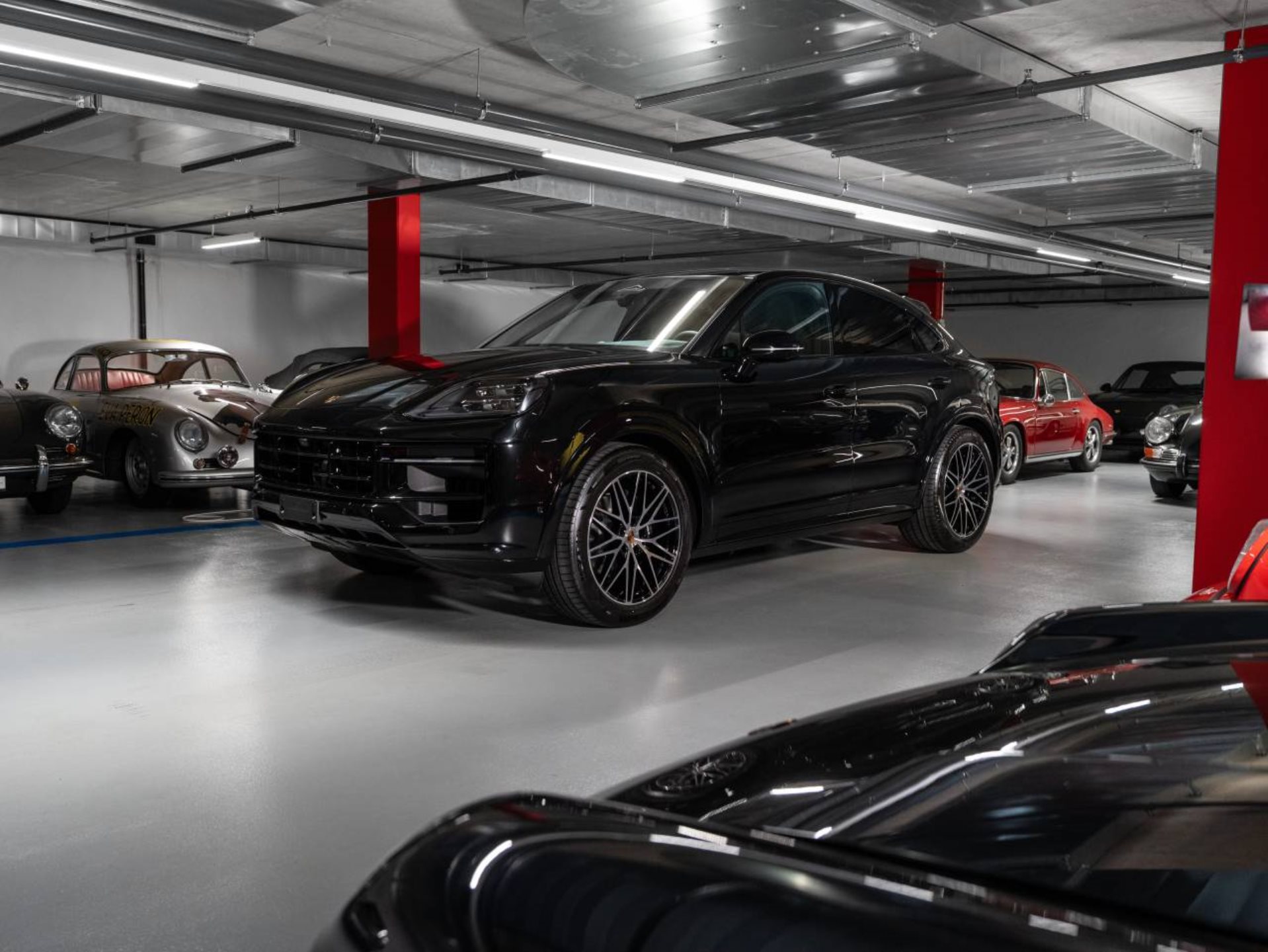 PORSCHE Cayenne Coupé Black Edition-image-0