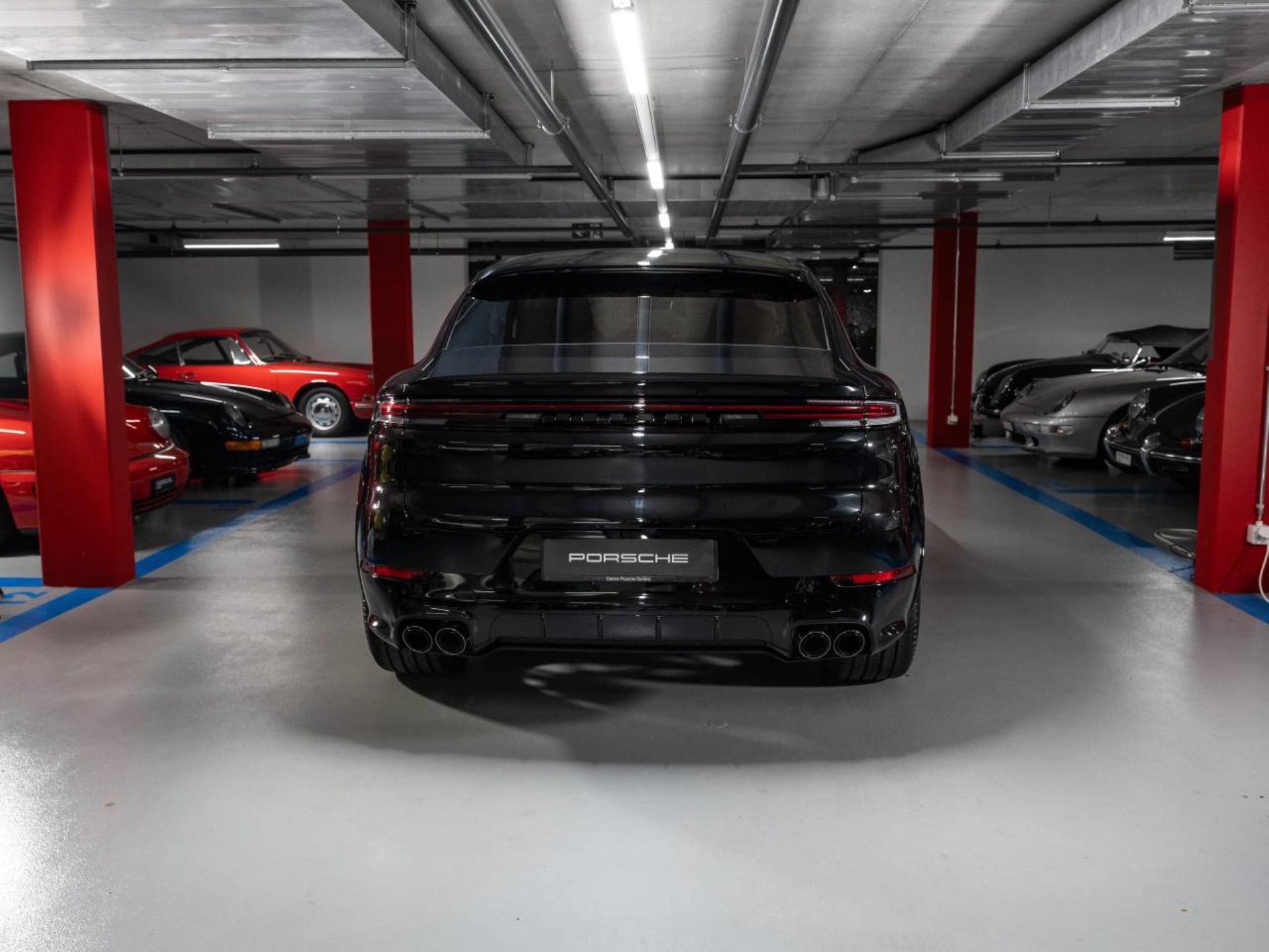PORSCHE Cayenne Coupé Black Edition-image-5