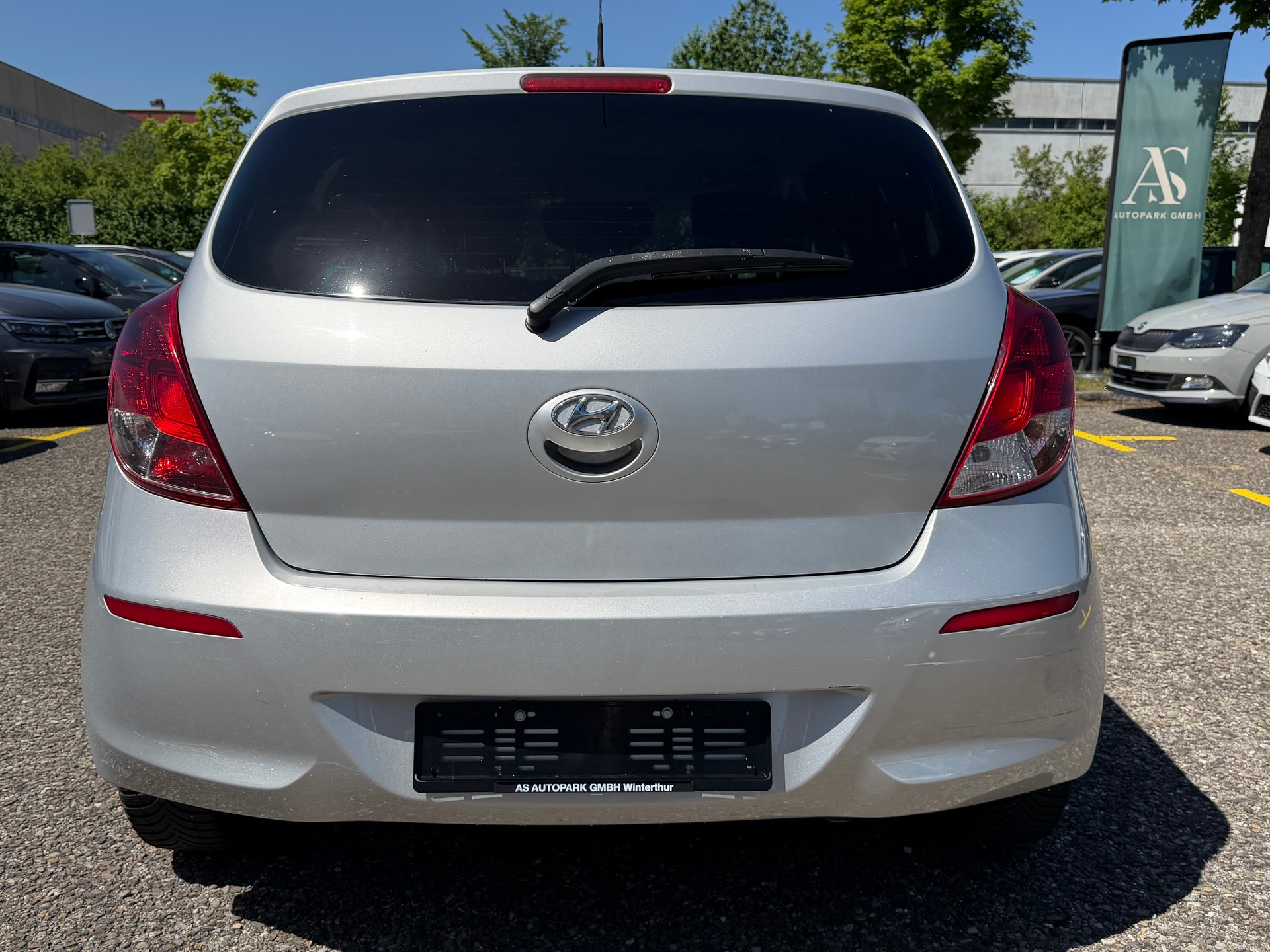 HYUNDAI i20 1.2 **TOP PREIS**-image-5