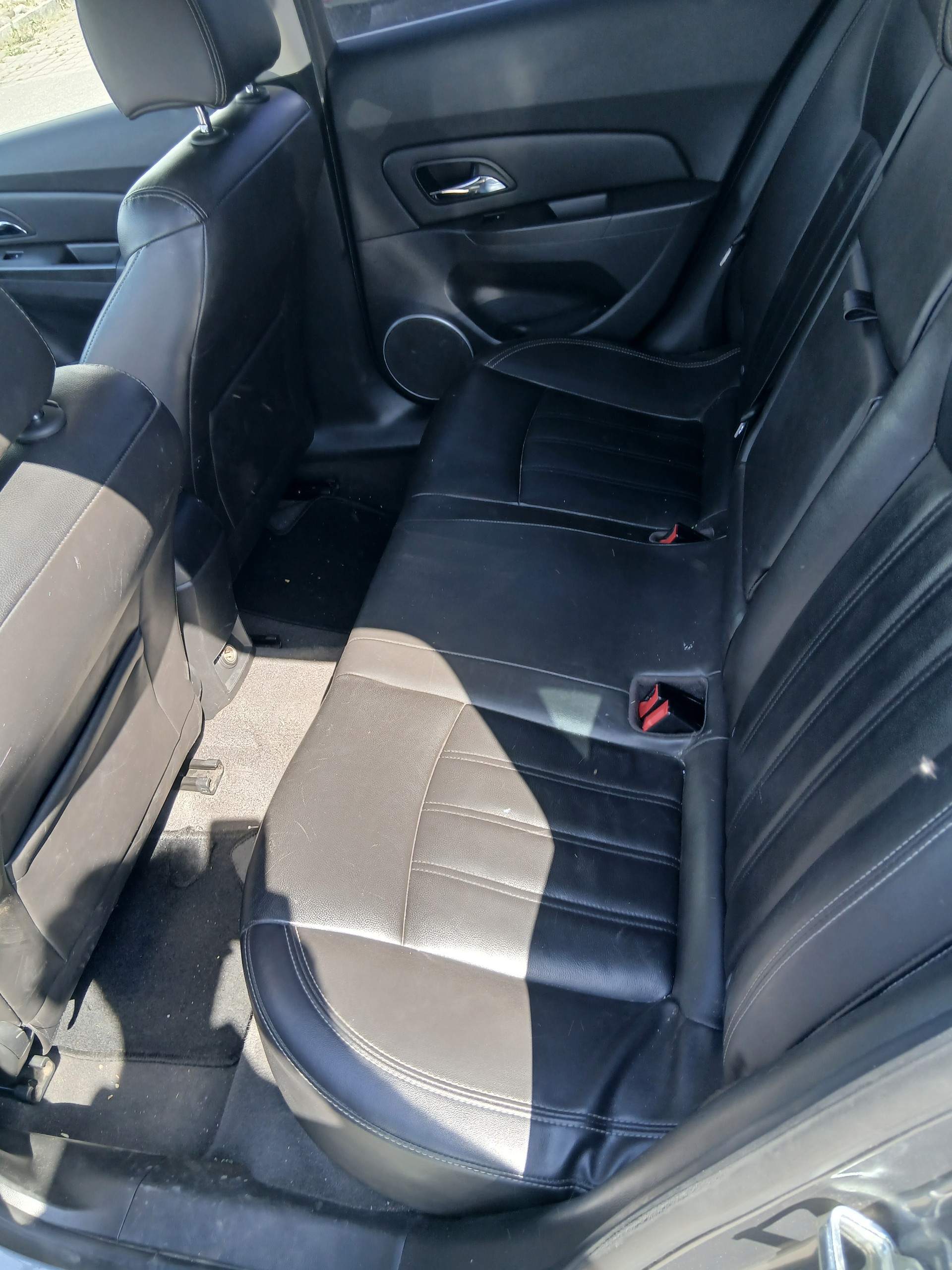 CHEVROLET Cruze Station Wagon 1.7 VCDi LTZ-image-9