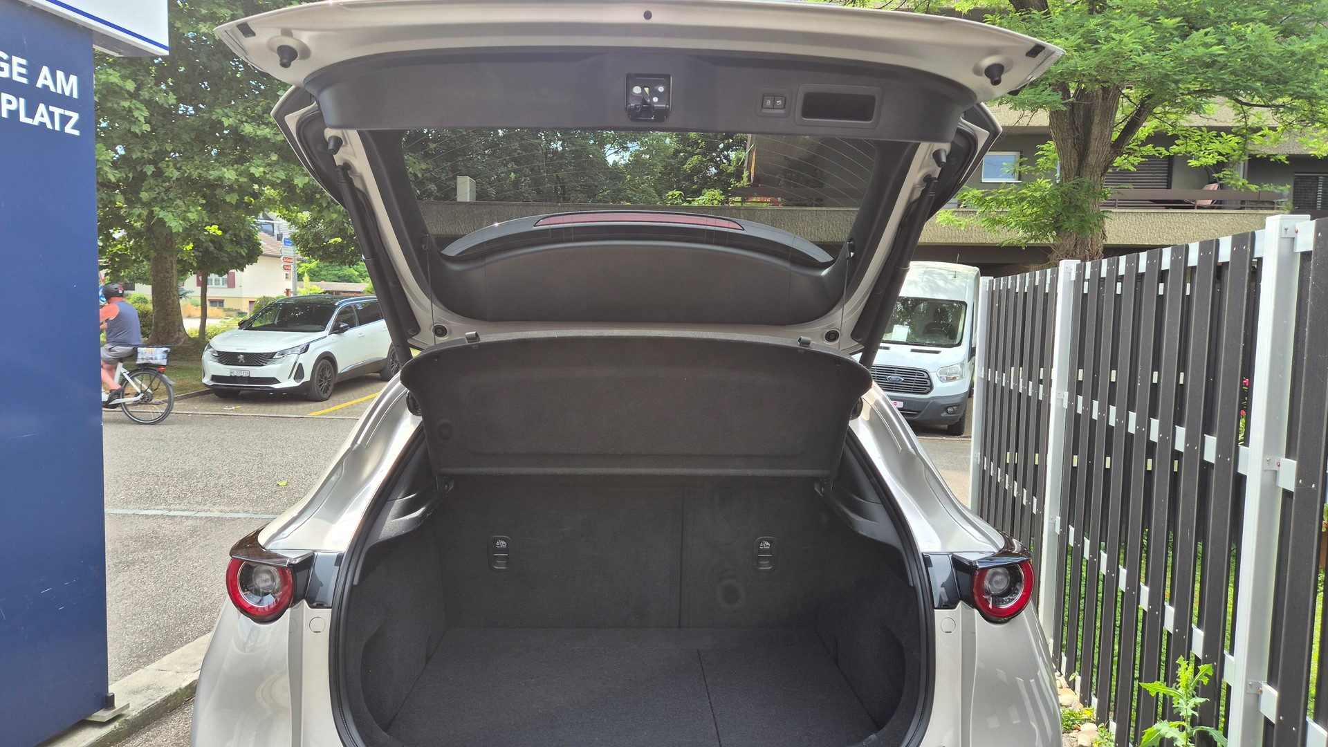 MAZDA CX-30 SKYACTIV-X 186 M Hybrid Exclusive Line FWD AT-image-4
