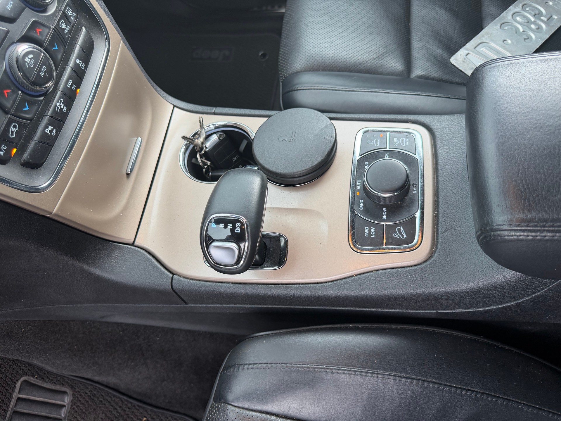 JEEP Grand Cherokee 3.0 CRD Summit Automatic-image-11