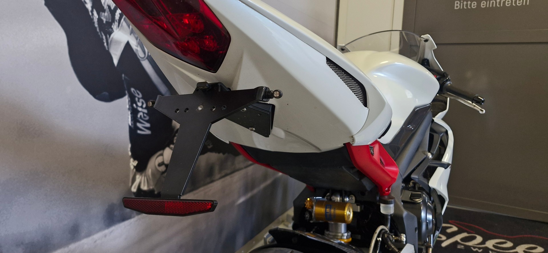 TRIUMPH Daytona 675 R ABS-image-6