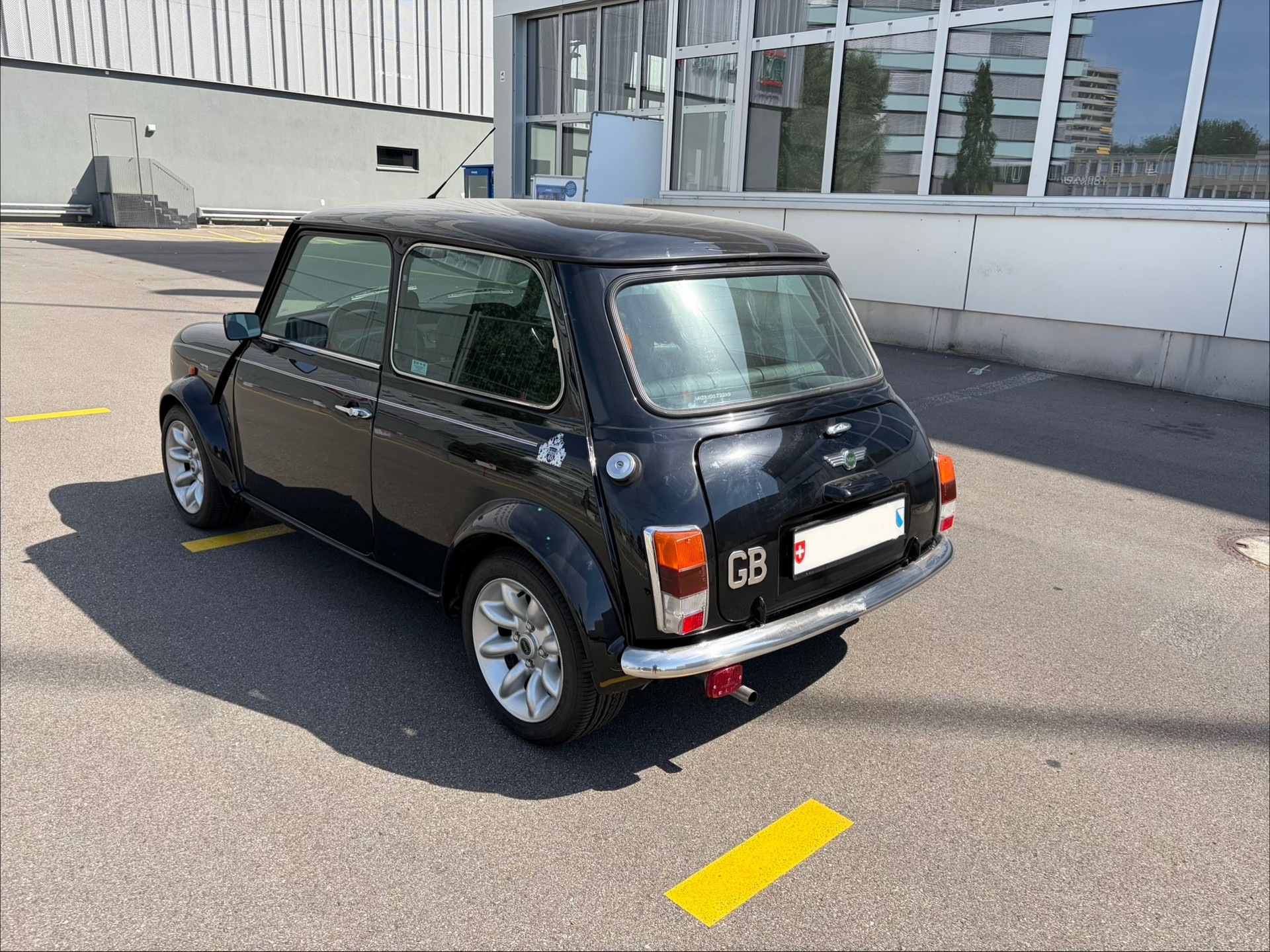 MINI 1.3 MPI 40th Anniversary Edition-image-2
